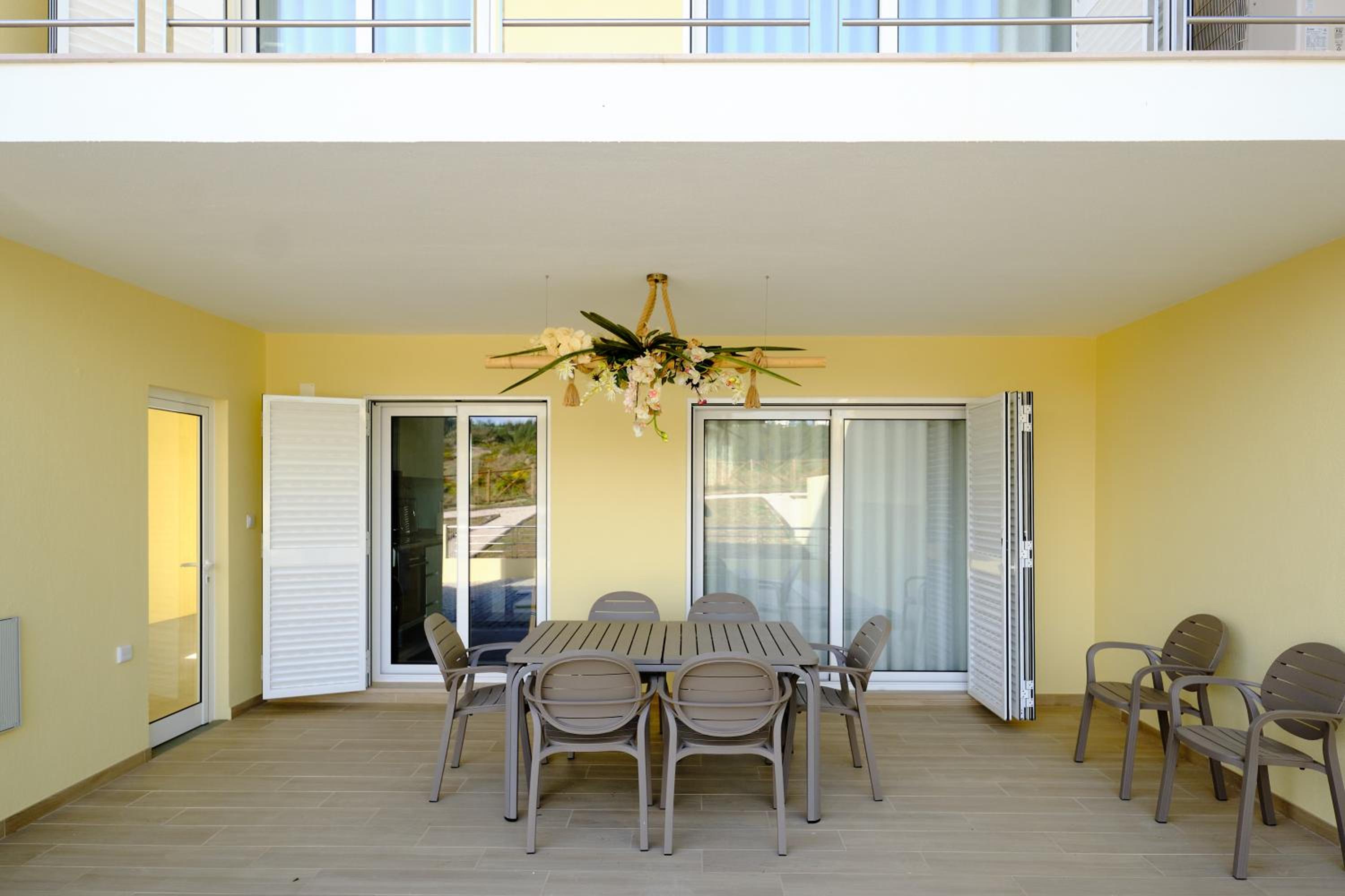 Villa - Beach Front - Photo 26