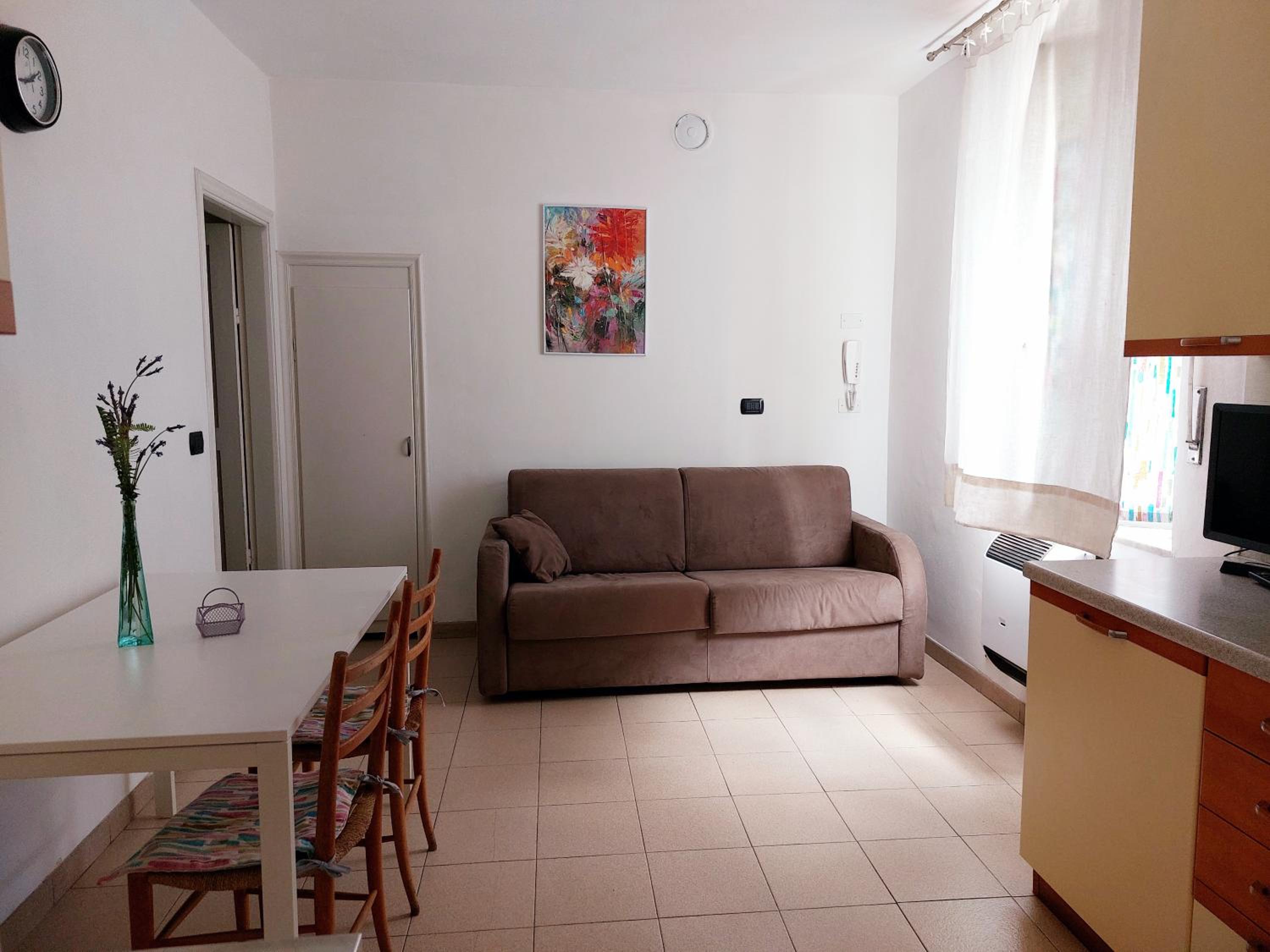 Apartment - Ground Floor photo 3
