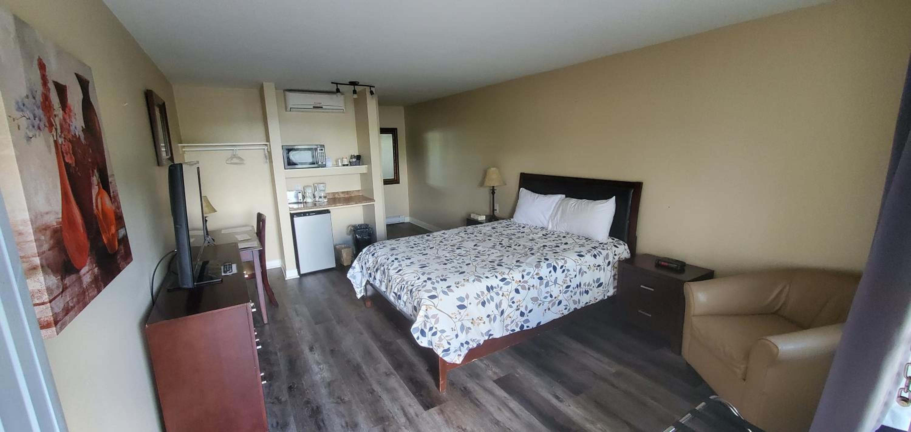 Queen Room with Sea View