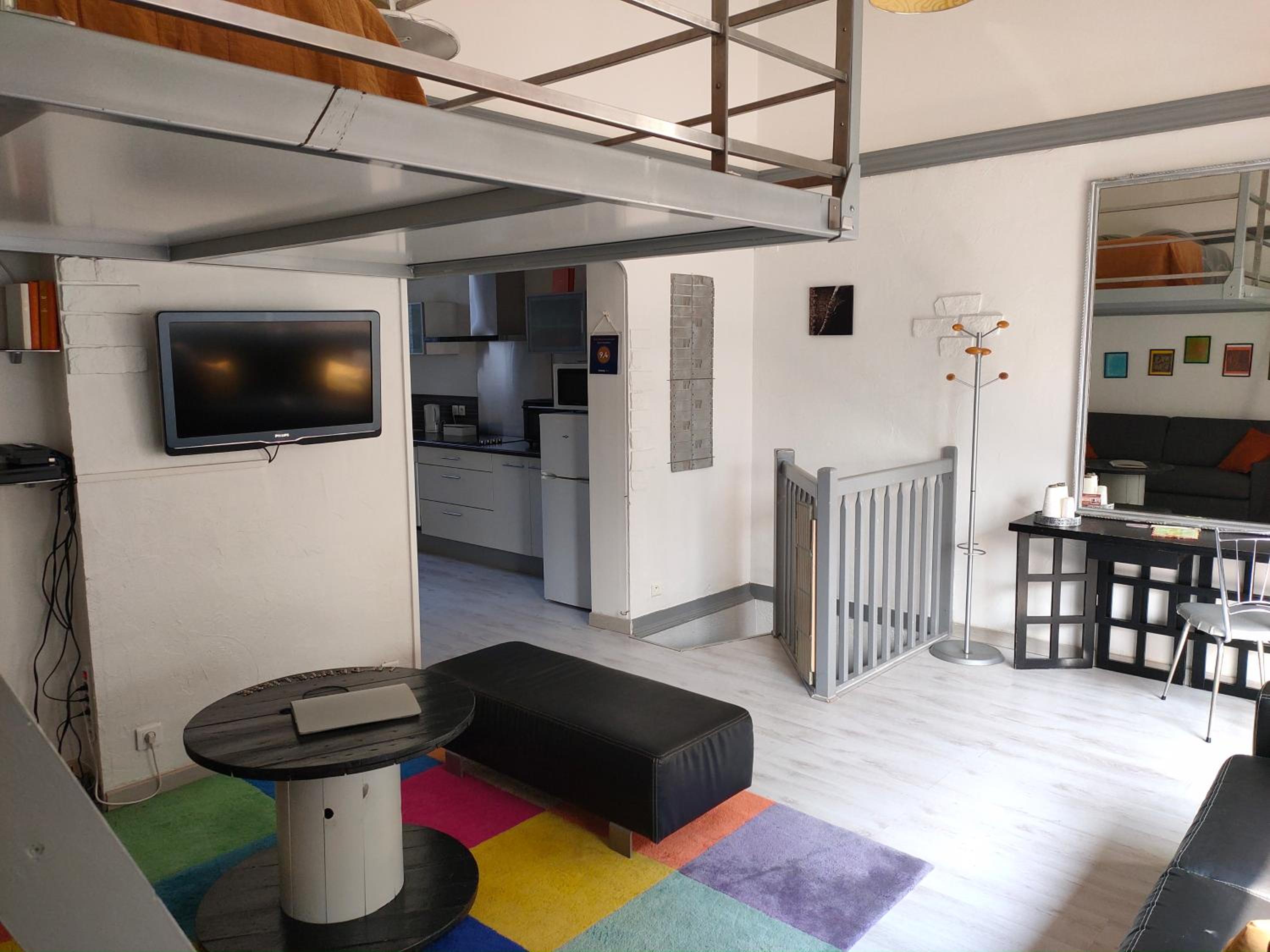 One-Bedroom Apartment (6 Adults) - Photo 23