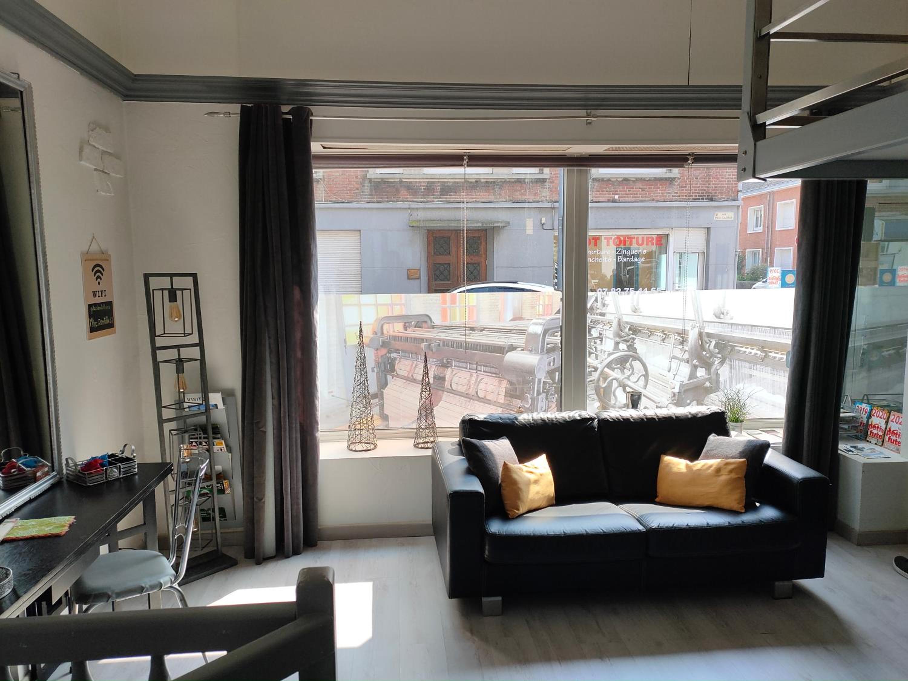 One-Bedroom Apartment (6 Adults) - Photo 20