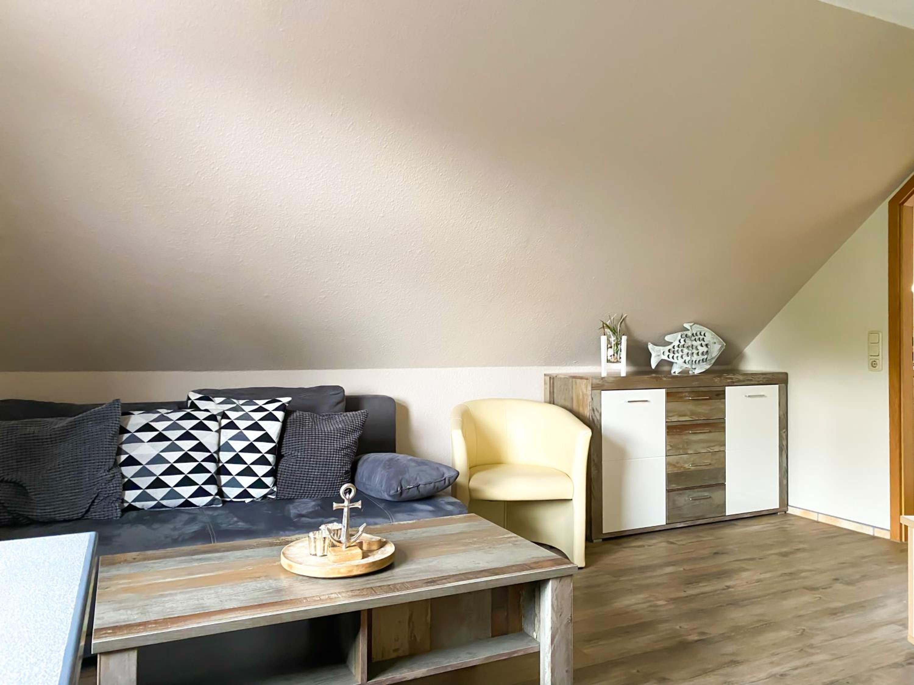 One-Bedroom Apartment - Photo 18