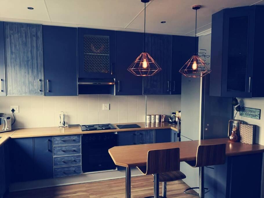 Two-Bedroom Apartment - Photo 16