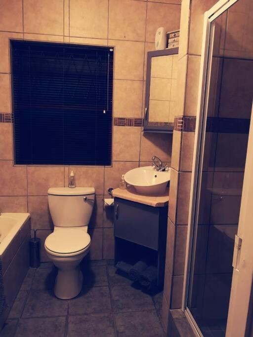 Two-Bedroom Apartment - Photo 18