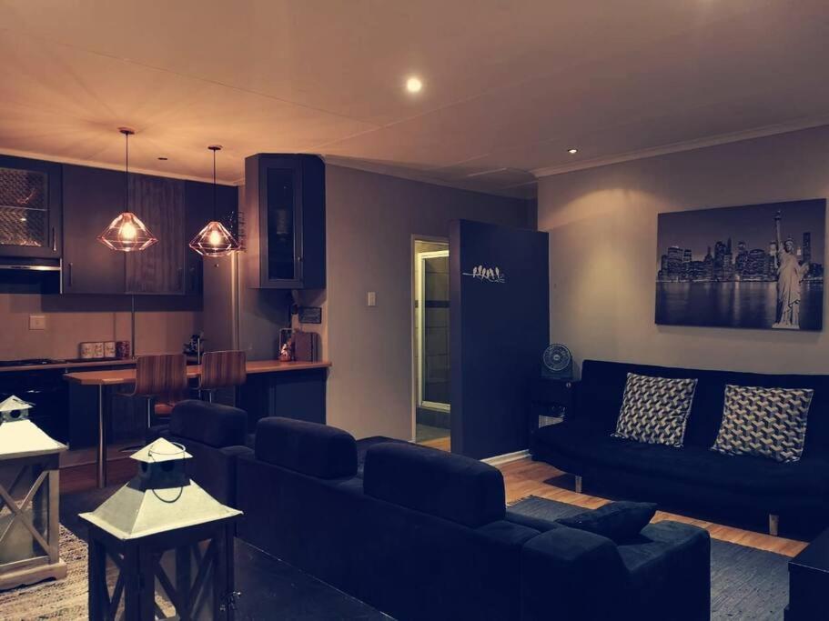 Two-Bedroom Apartment - Photo 17