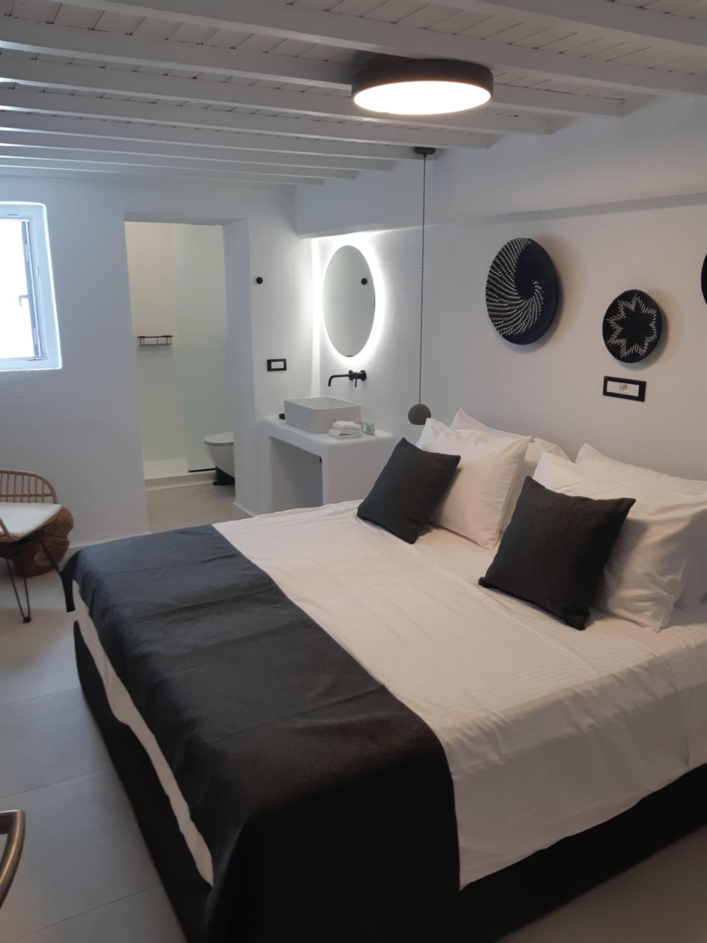 Deluxe Double or Twin Room photo 3