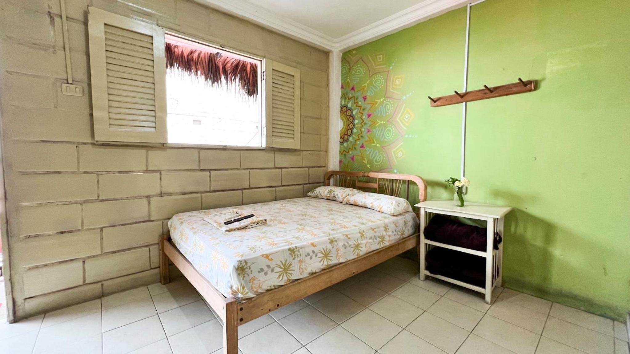 Quadruple Room With Private Bathroom photo 3
