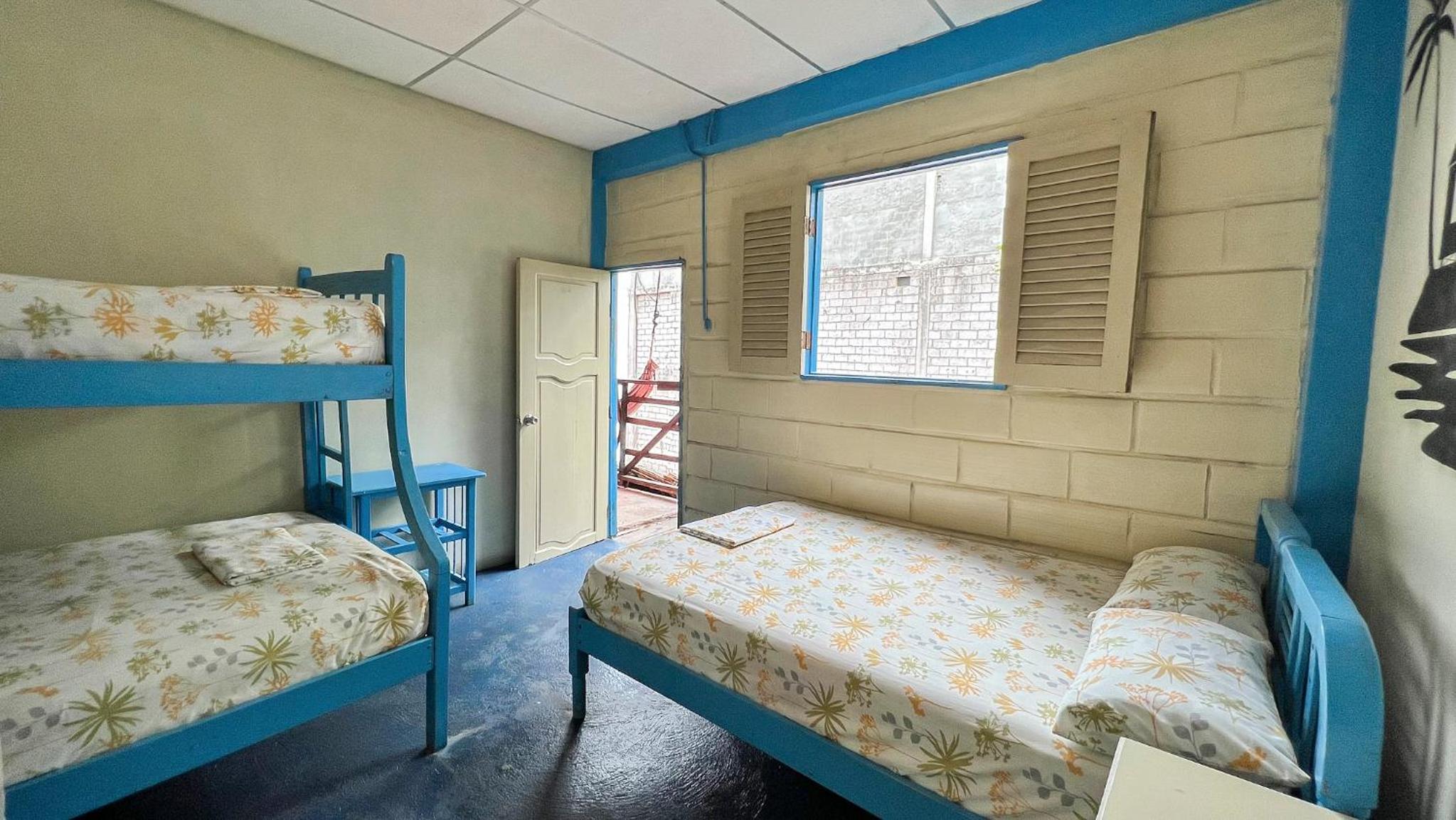 Double Room With Two Double Beds photo 2