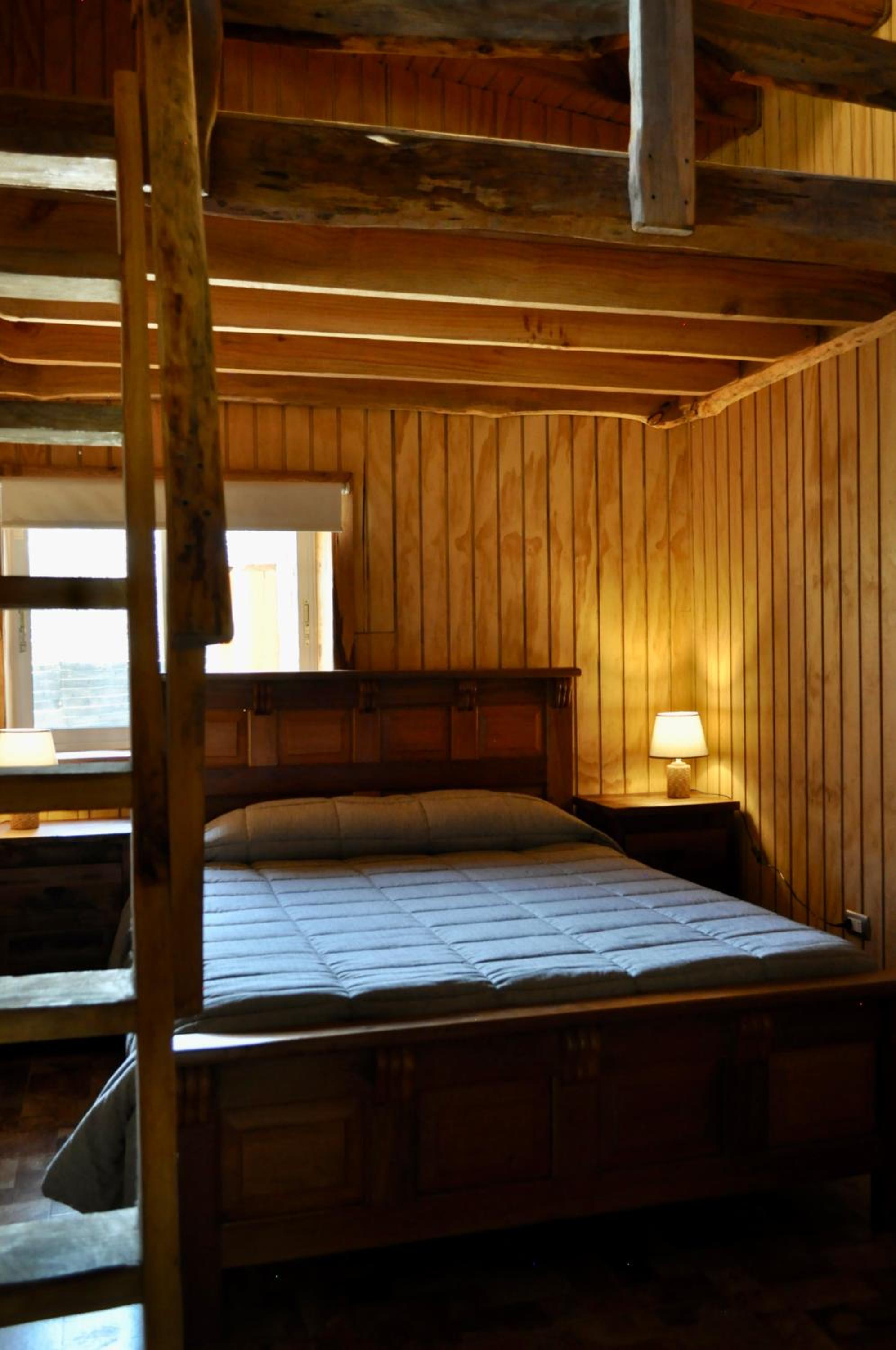 Three-Bedroom House photo 3