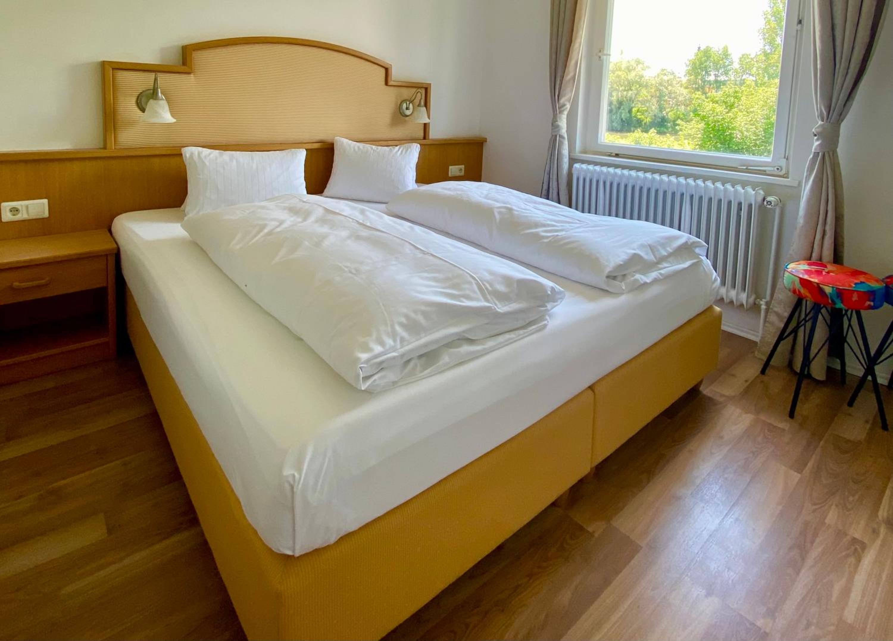 Economy Double Room photo 1