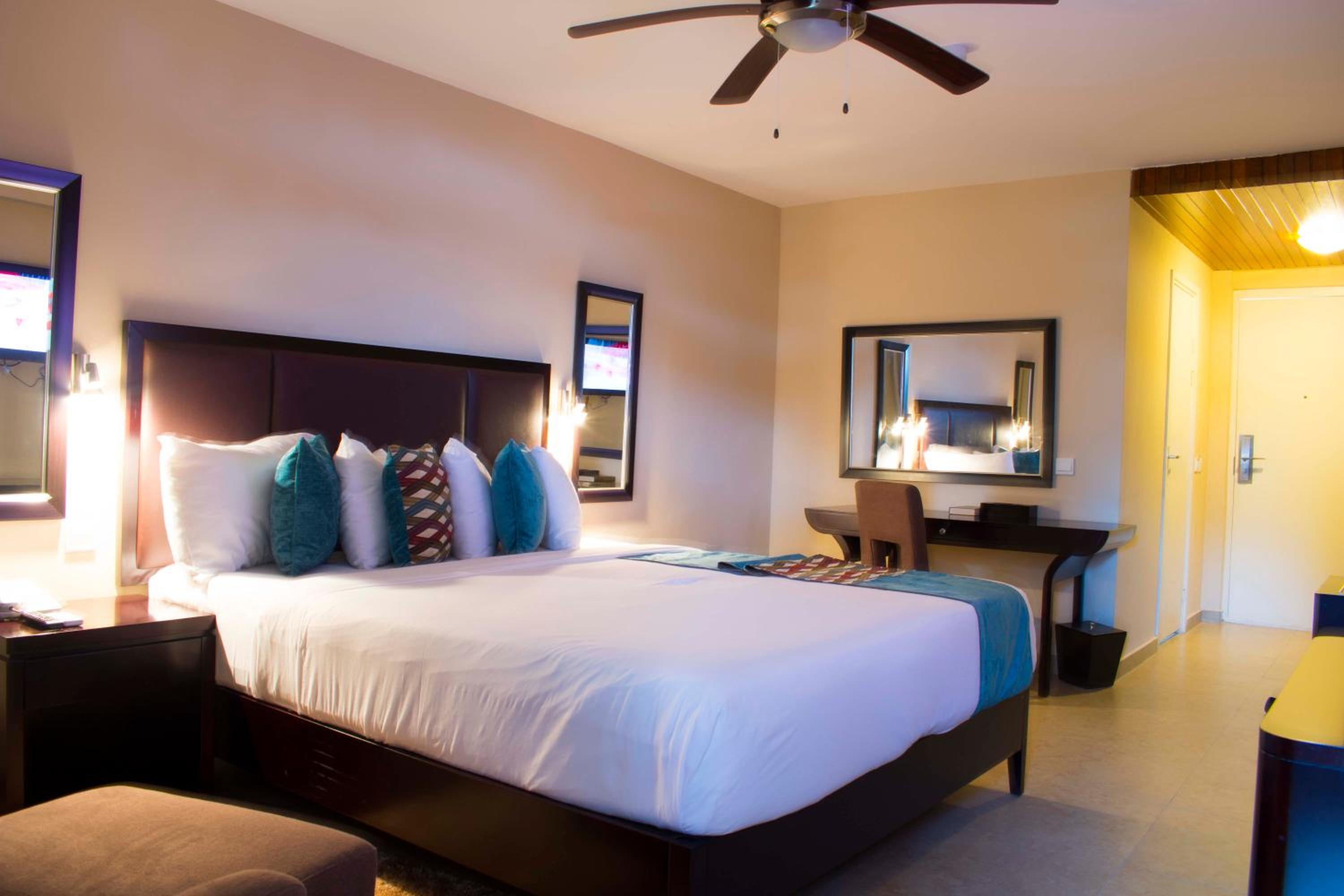 Mini Double Room with Double Bed - Non-Smoking photo 3