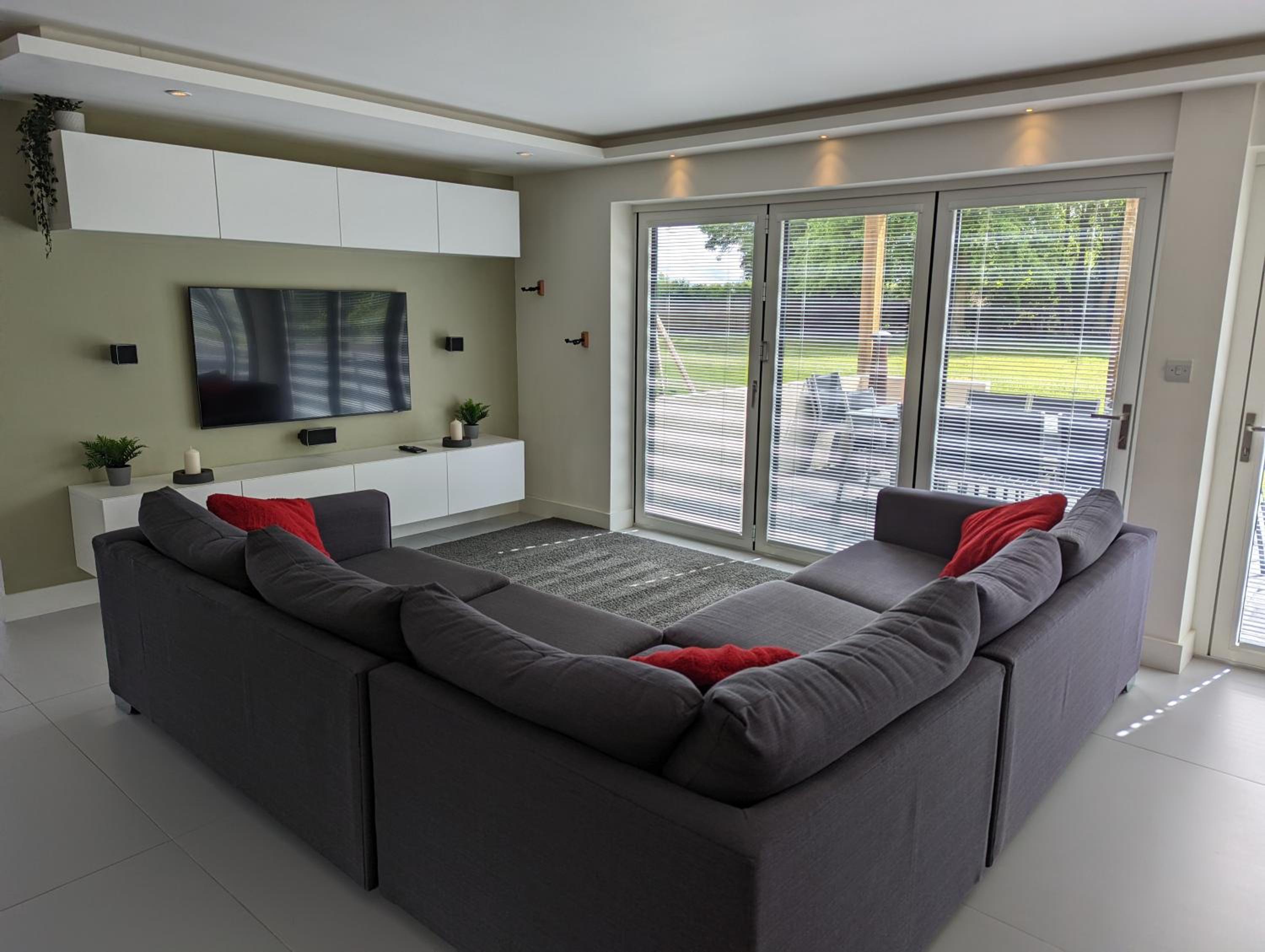 Four-Bedroom House photo 1
