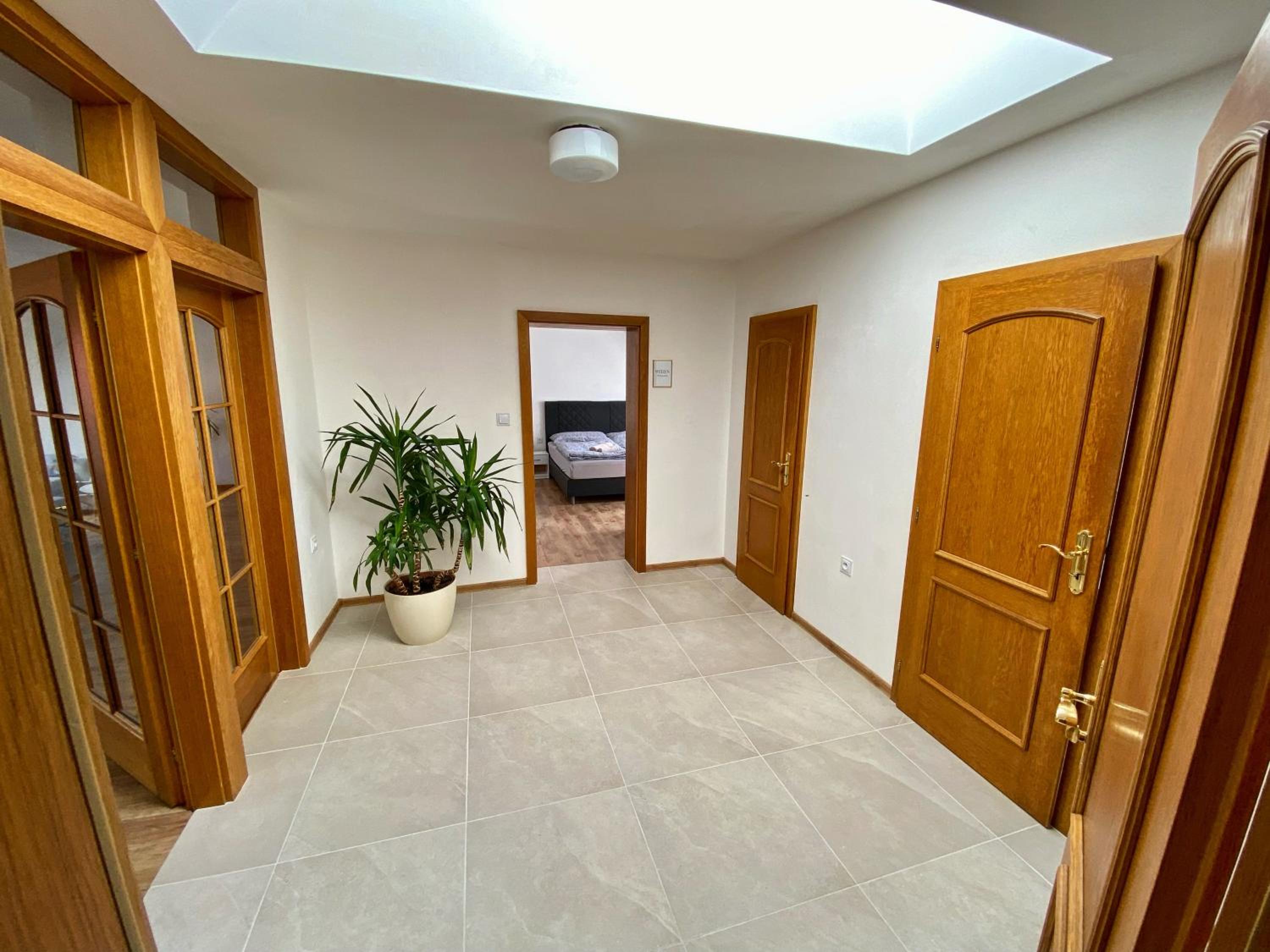 Apartment - Photo 3