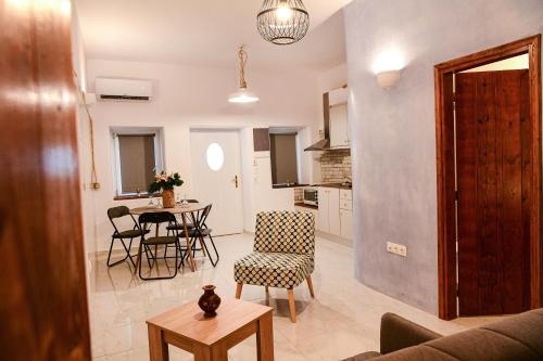 One-Bedroom Apartment - Photo 30