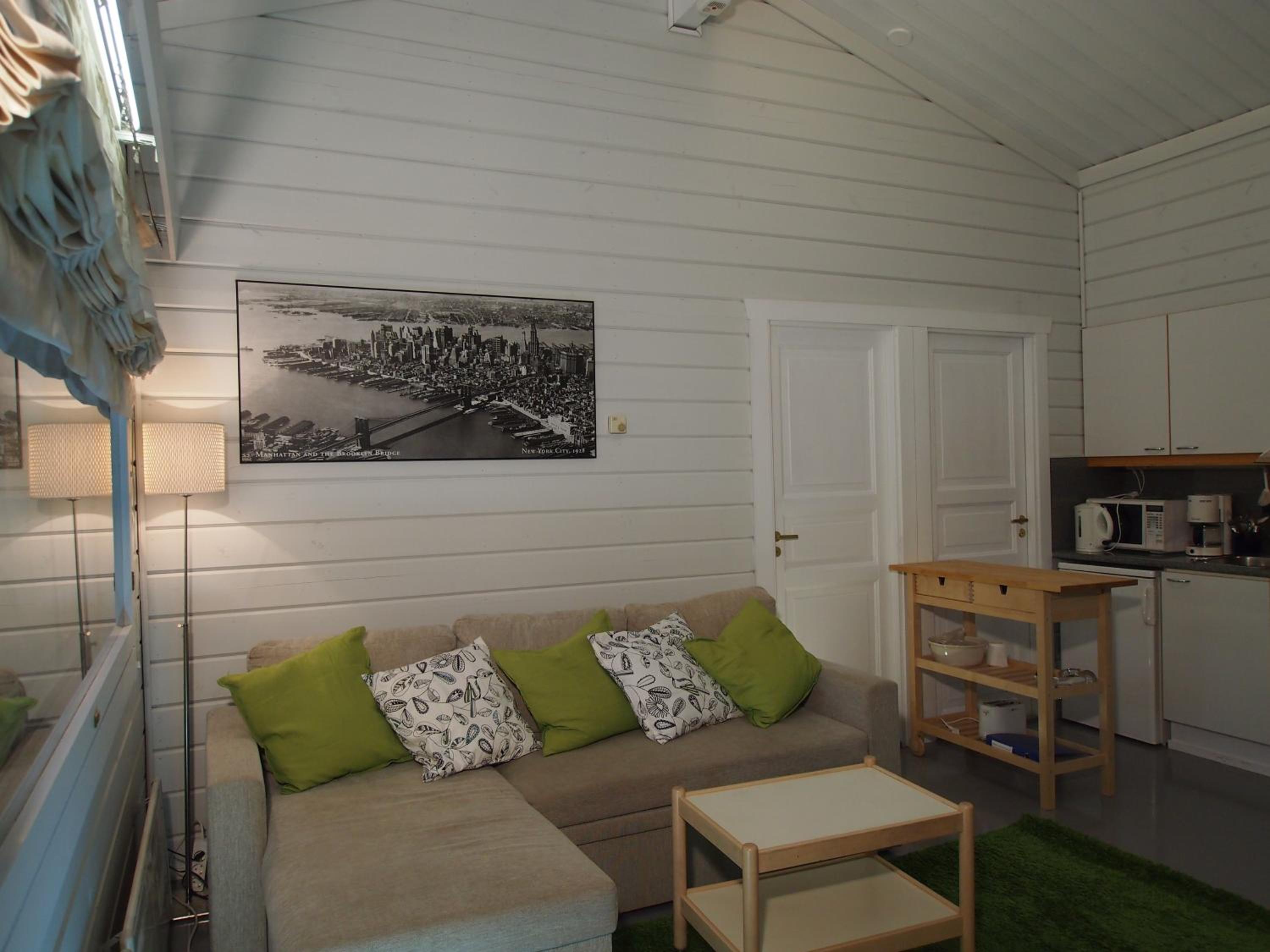 Two-Bedroom Apartment - Photo 6
