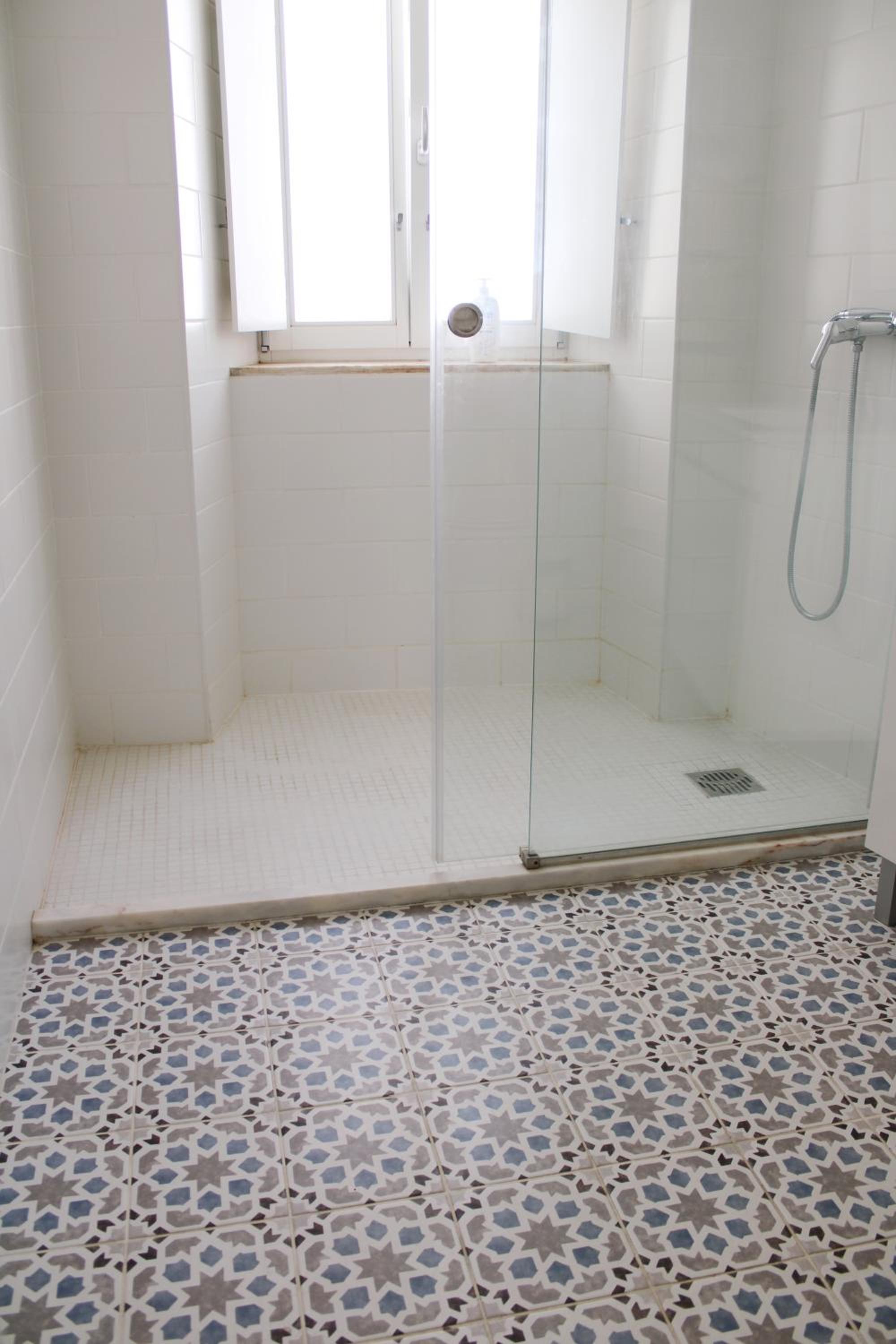 Two-Bedroom House - Photo 7