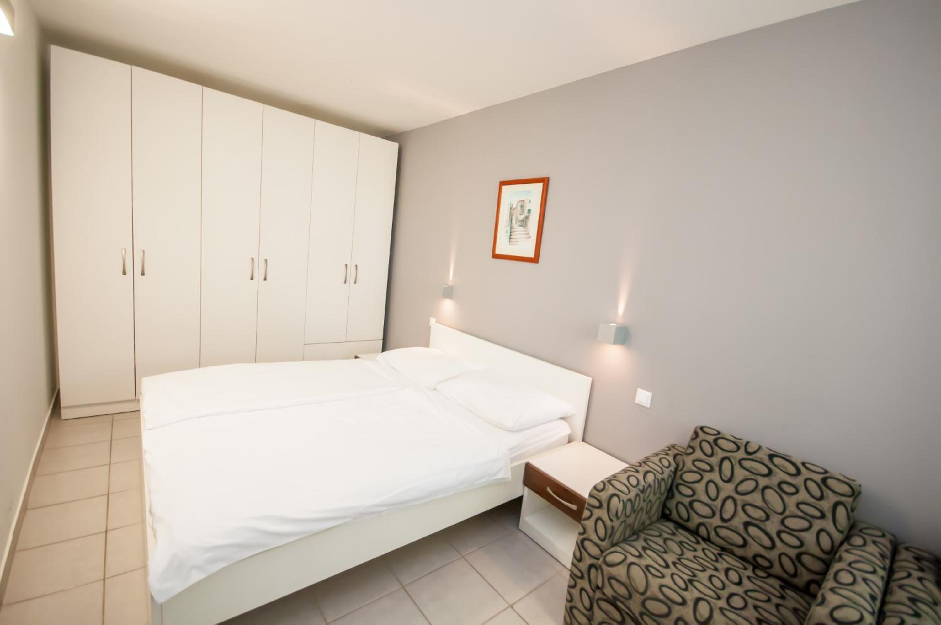 Double Room with Balcony photo 2