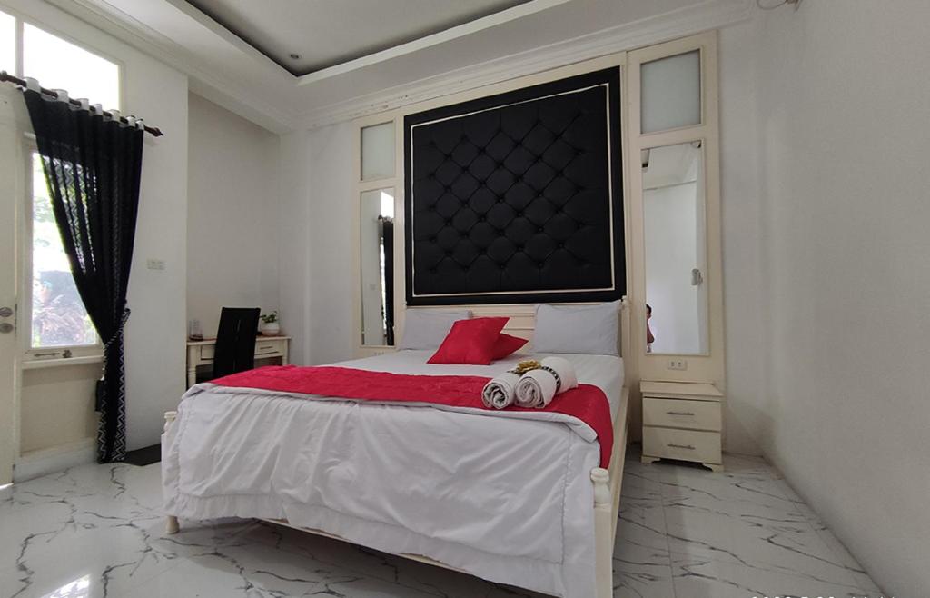 Deluxe Double Room - Photo 1