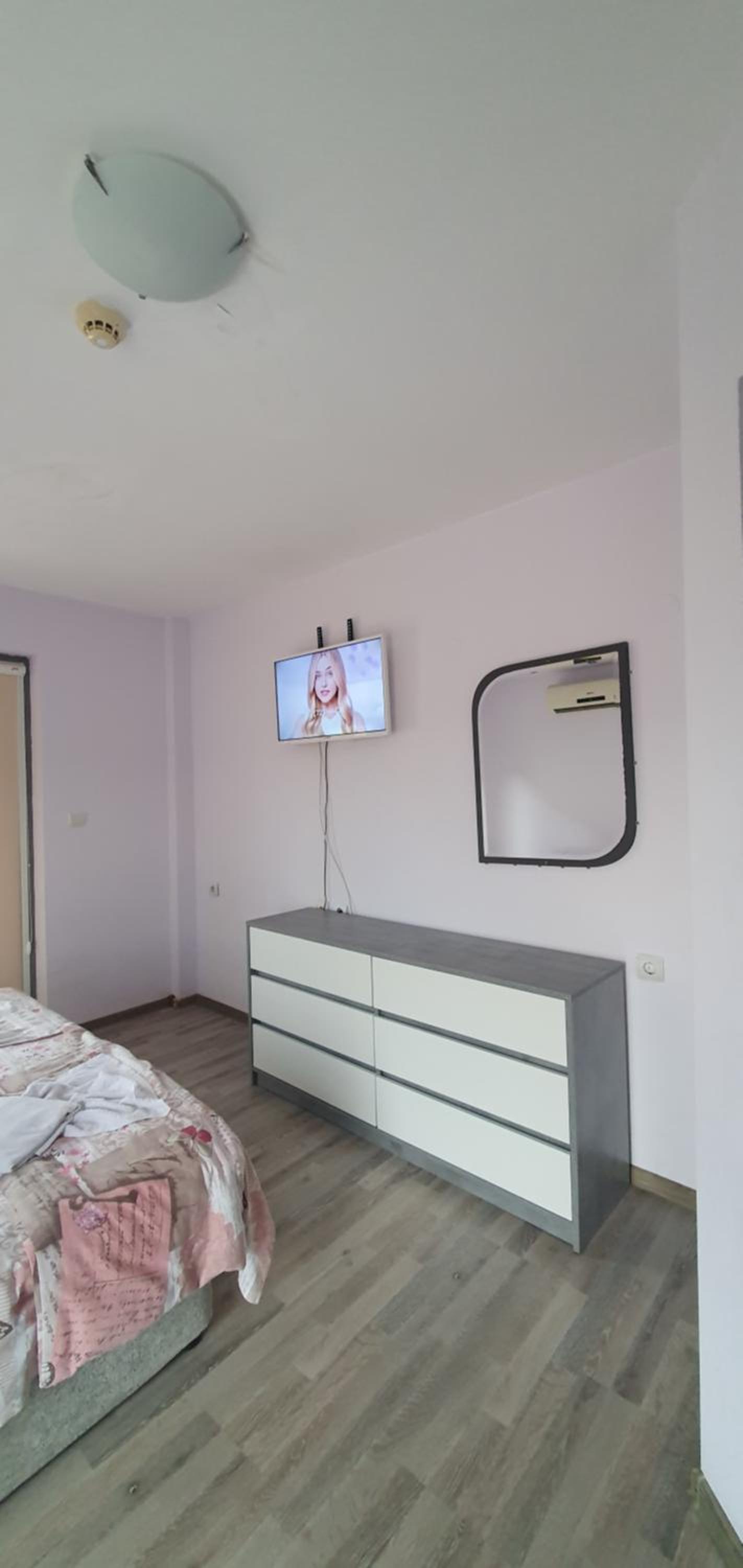 Two-Bedroom Apartment - Photo 4