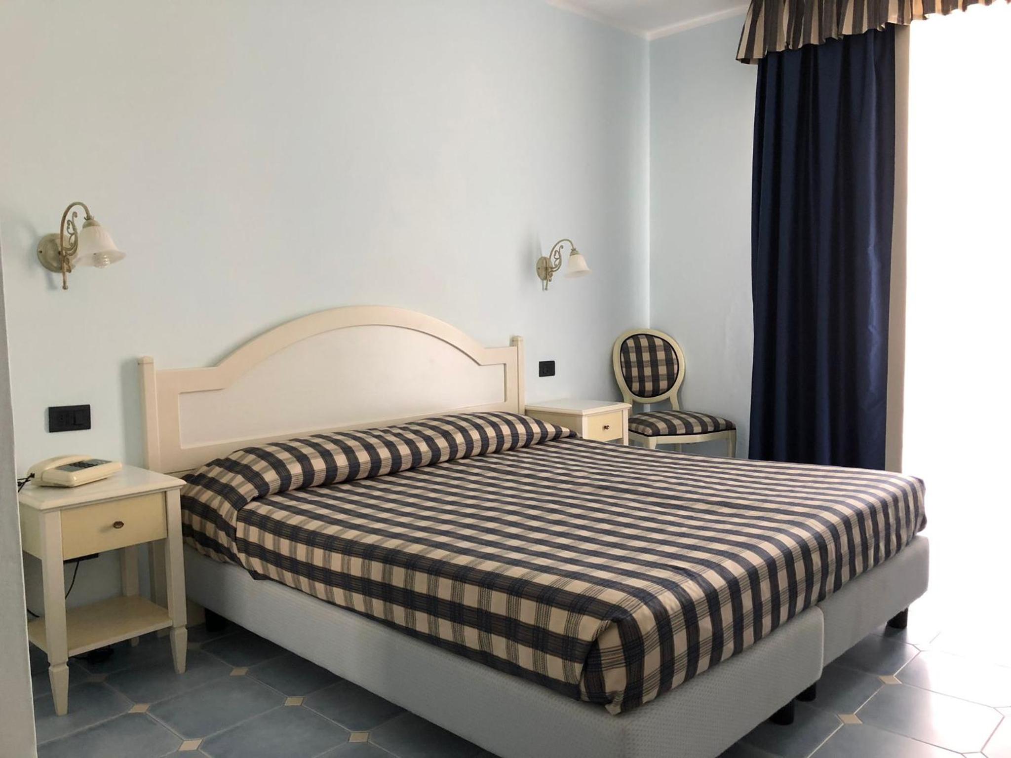Double or Twin Room - Photo 3