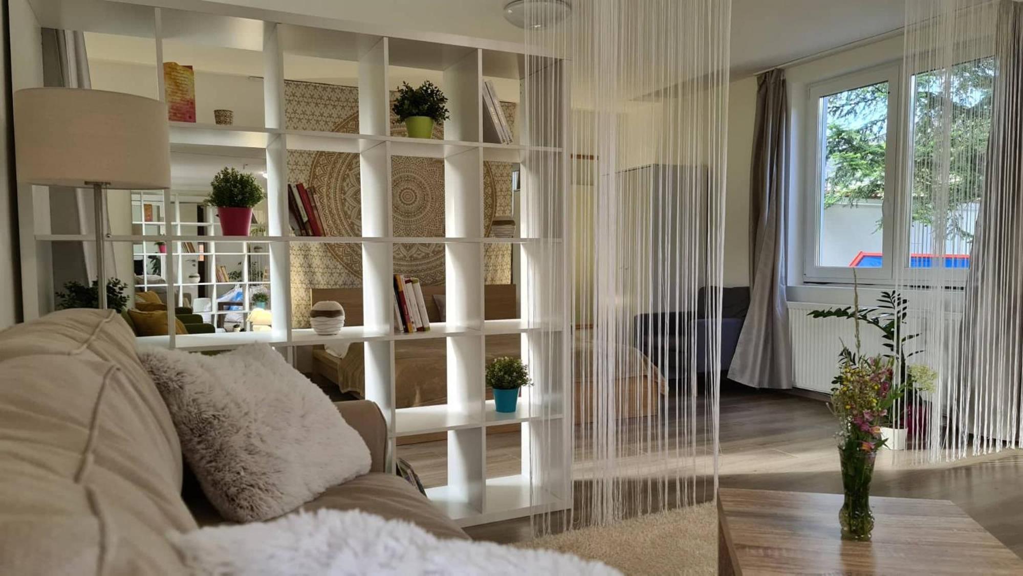 One-Bedroom Apartment - Photo 6