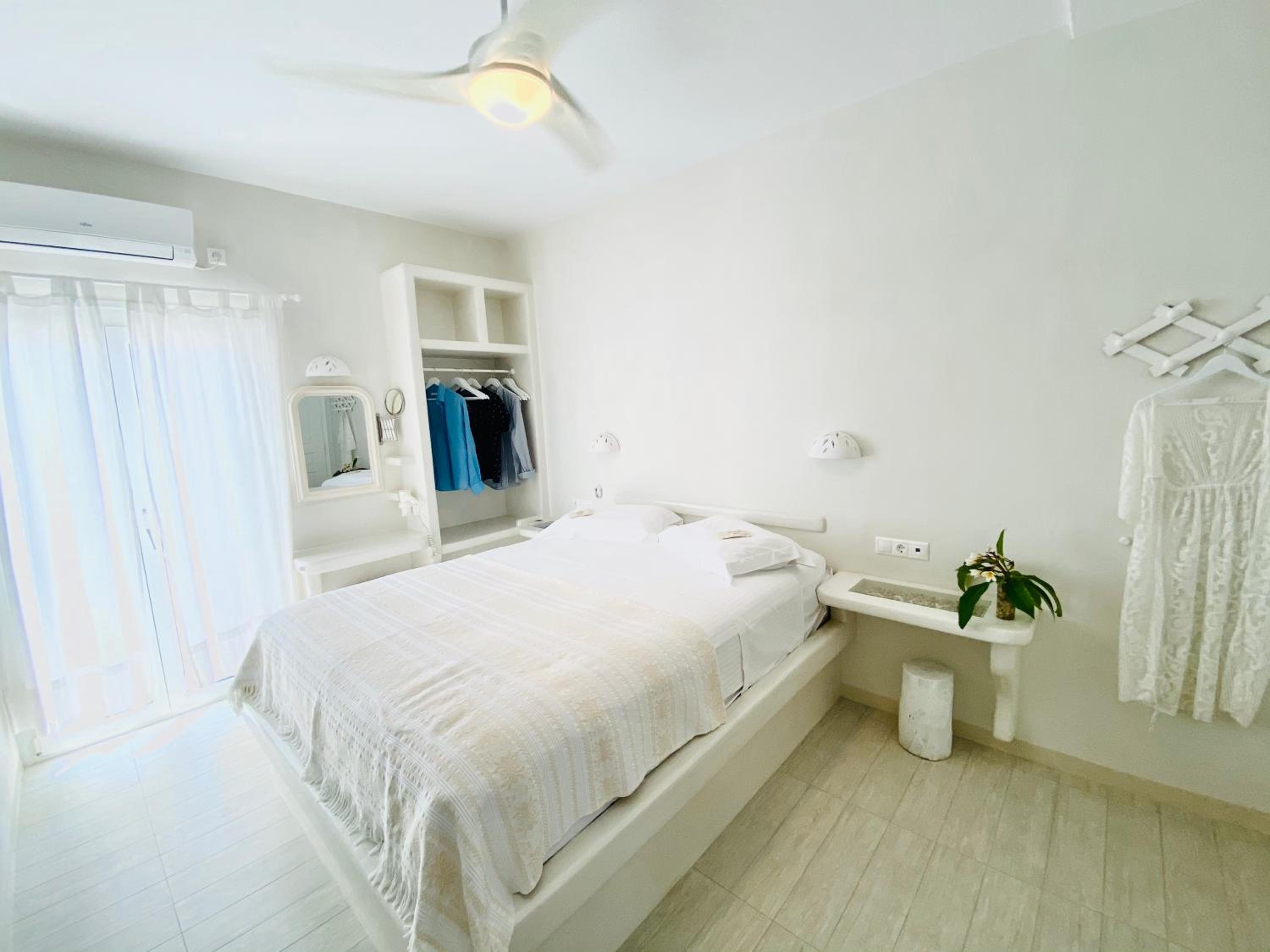 King Room With Balcony