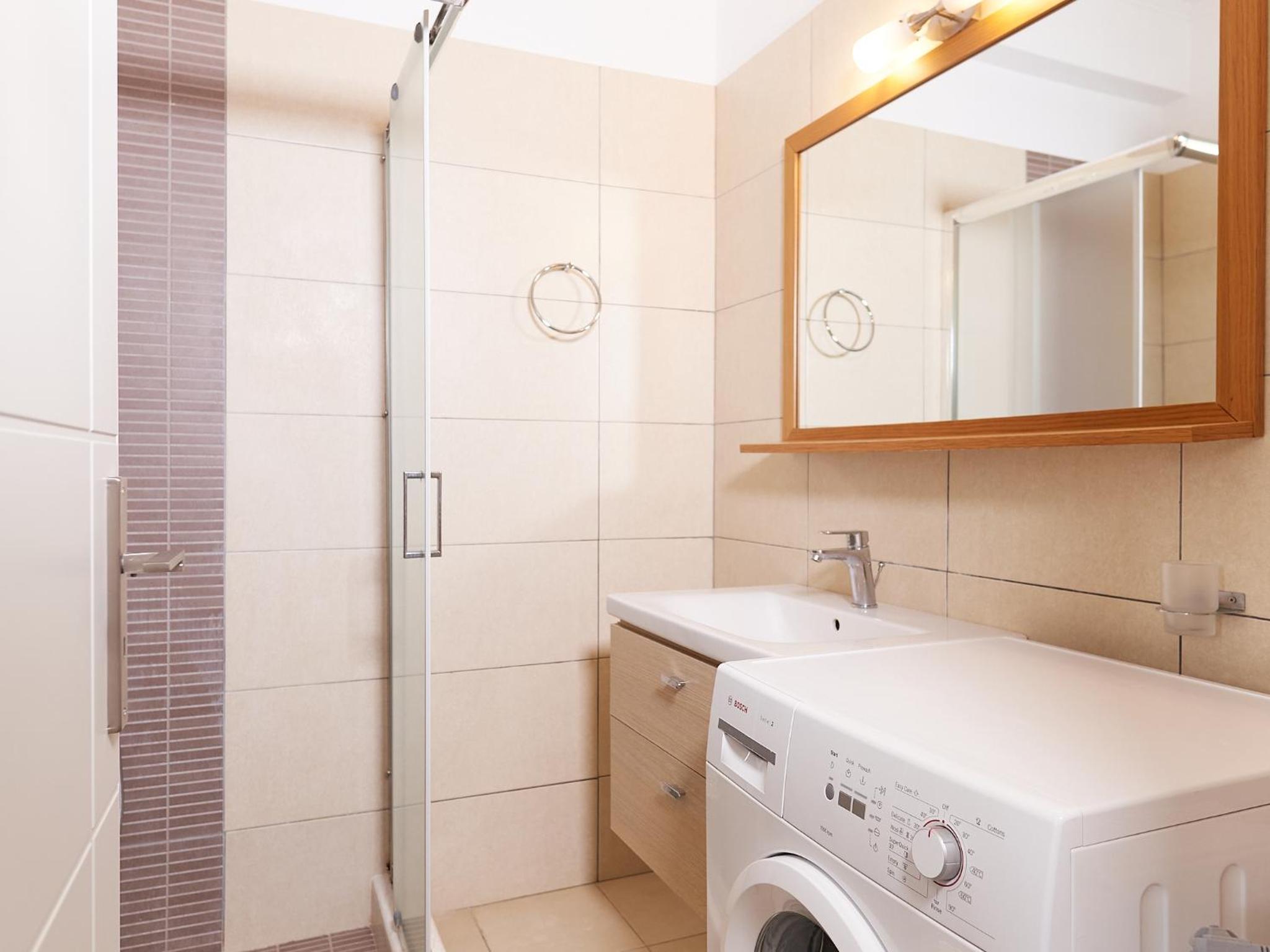 Superior Apartment with Sea View (2 Adults + 2 Children) - Photo 2