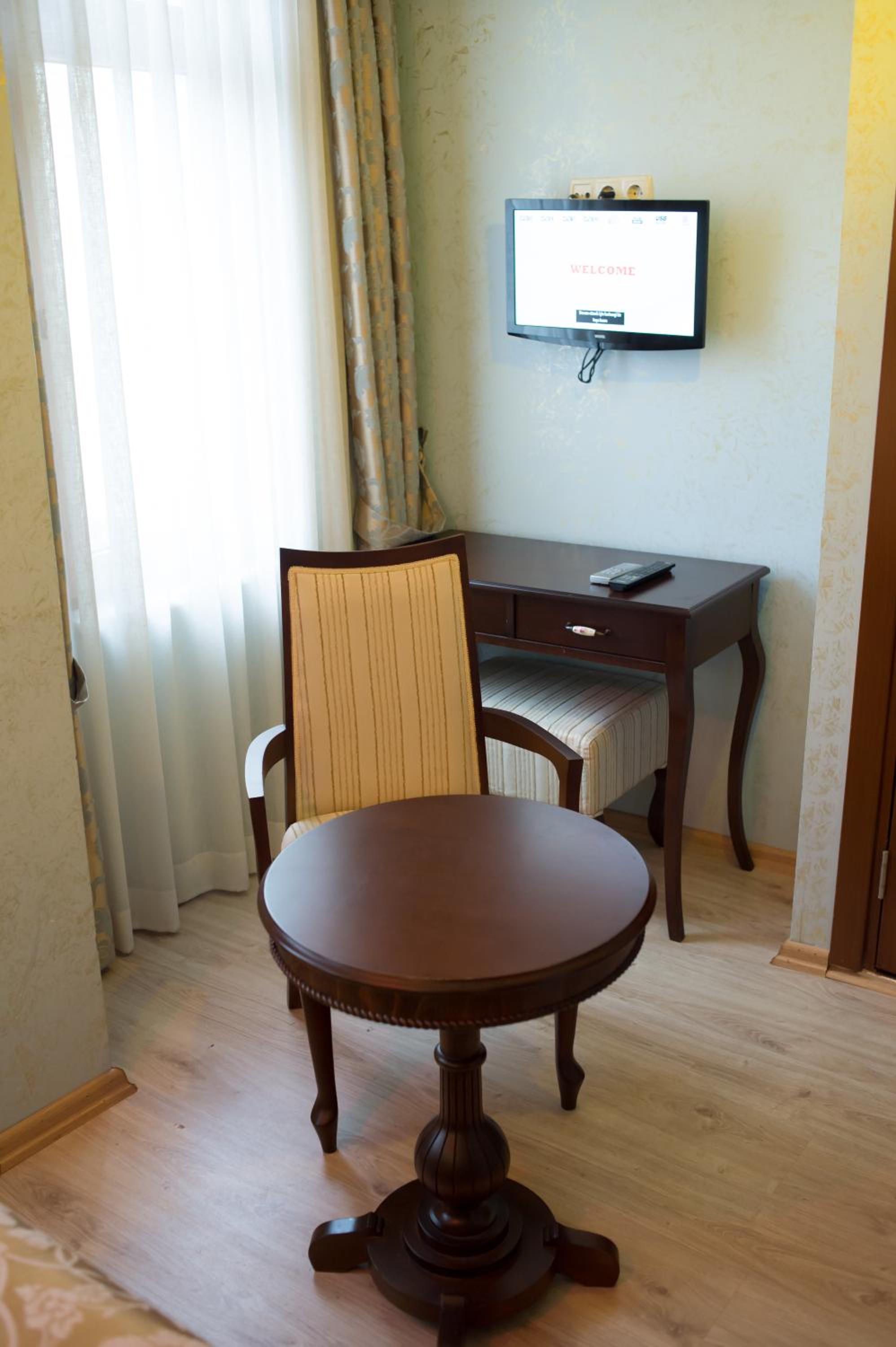 Standard Double Room photo 3