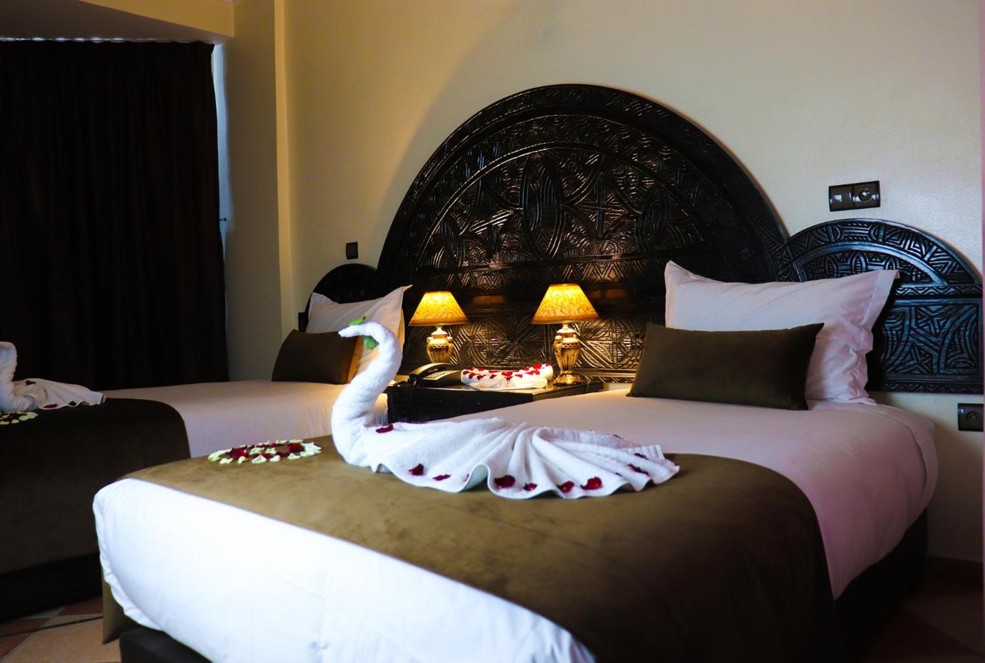 Twin Room with Bathroom