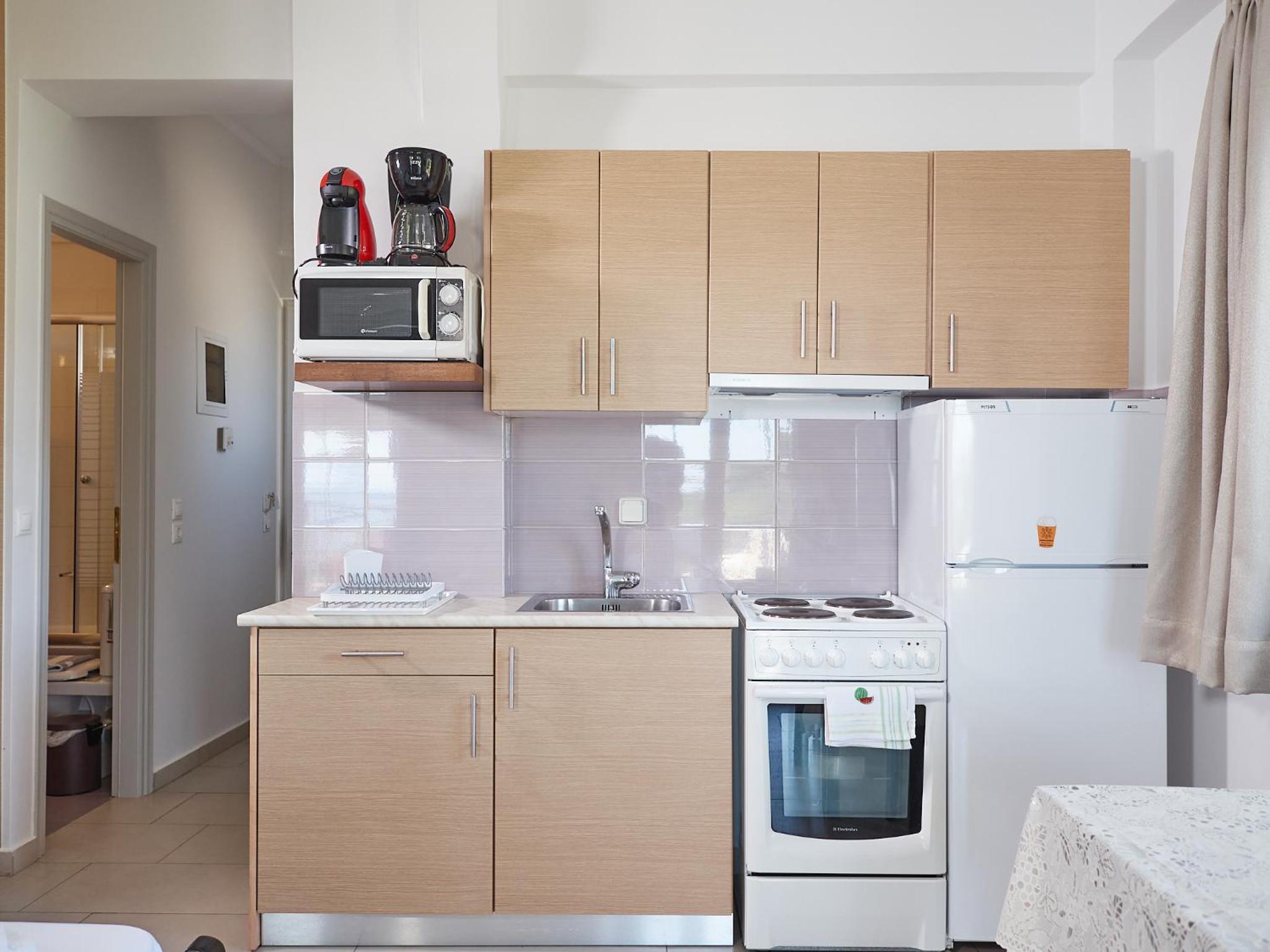 Two-Bedroom Apartment with Sea View (2 Adults + 2 Children) - Photo 4