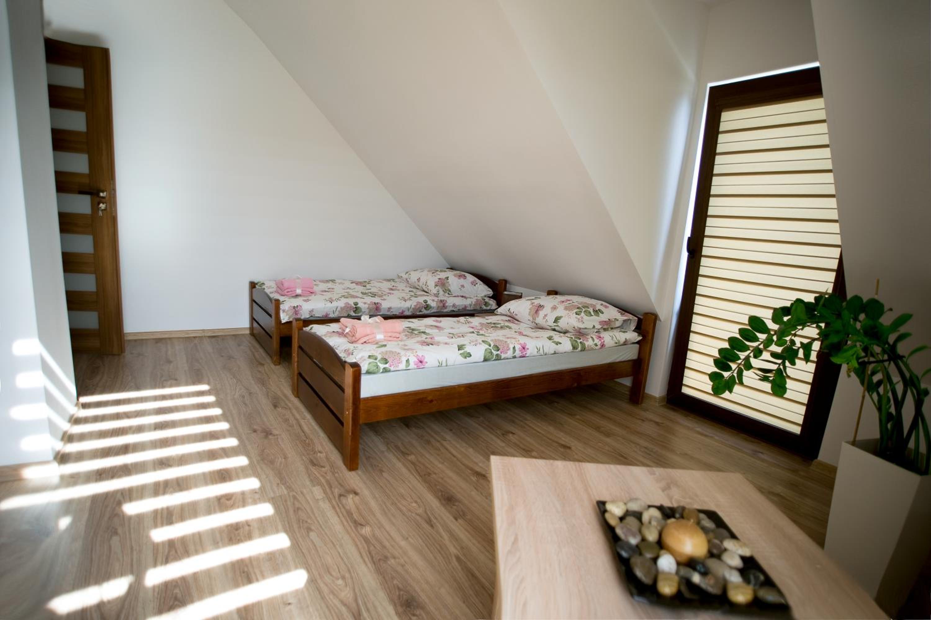Standard Double Room with Shared Bathroom