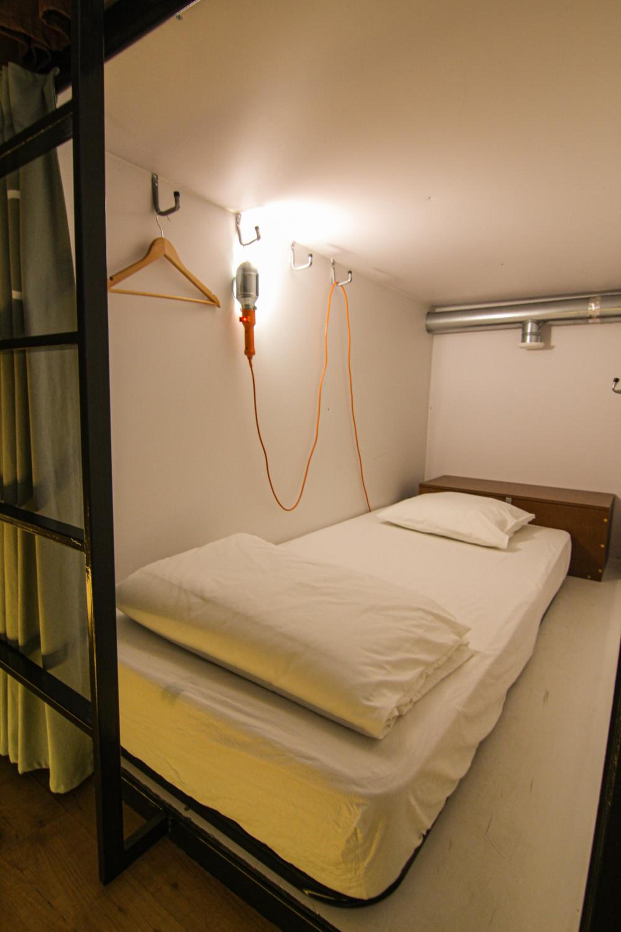 Bed in 6-Bed Female Dormitory Room photo 1
