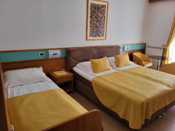 Triple Room with Balcony photo 1