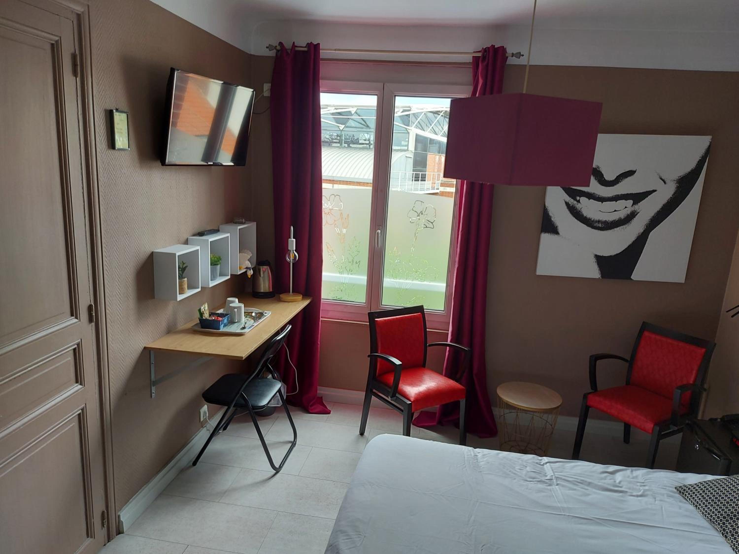 Double Room (1 - 2 Adults) - Photo 26
