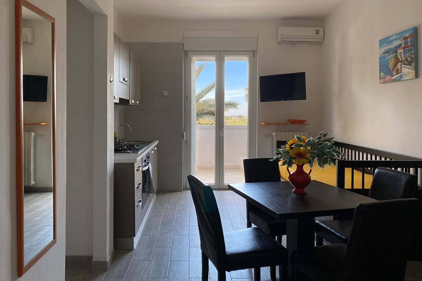 One-Bedroom Apartment - Girasole - Photo 12