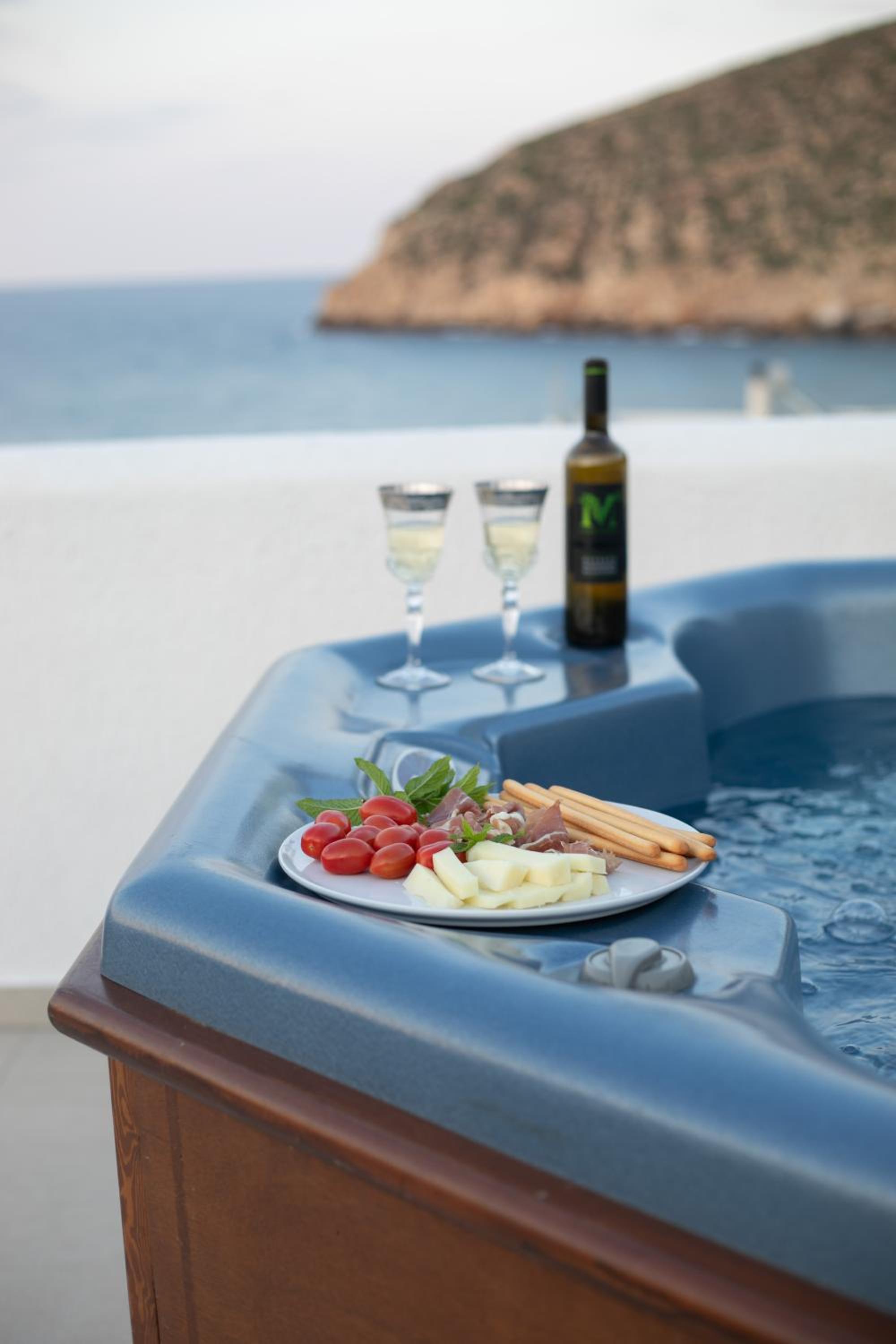 Villa with Sea View - Photo 36