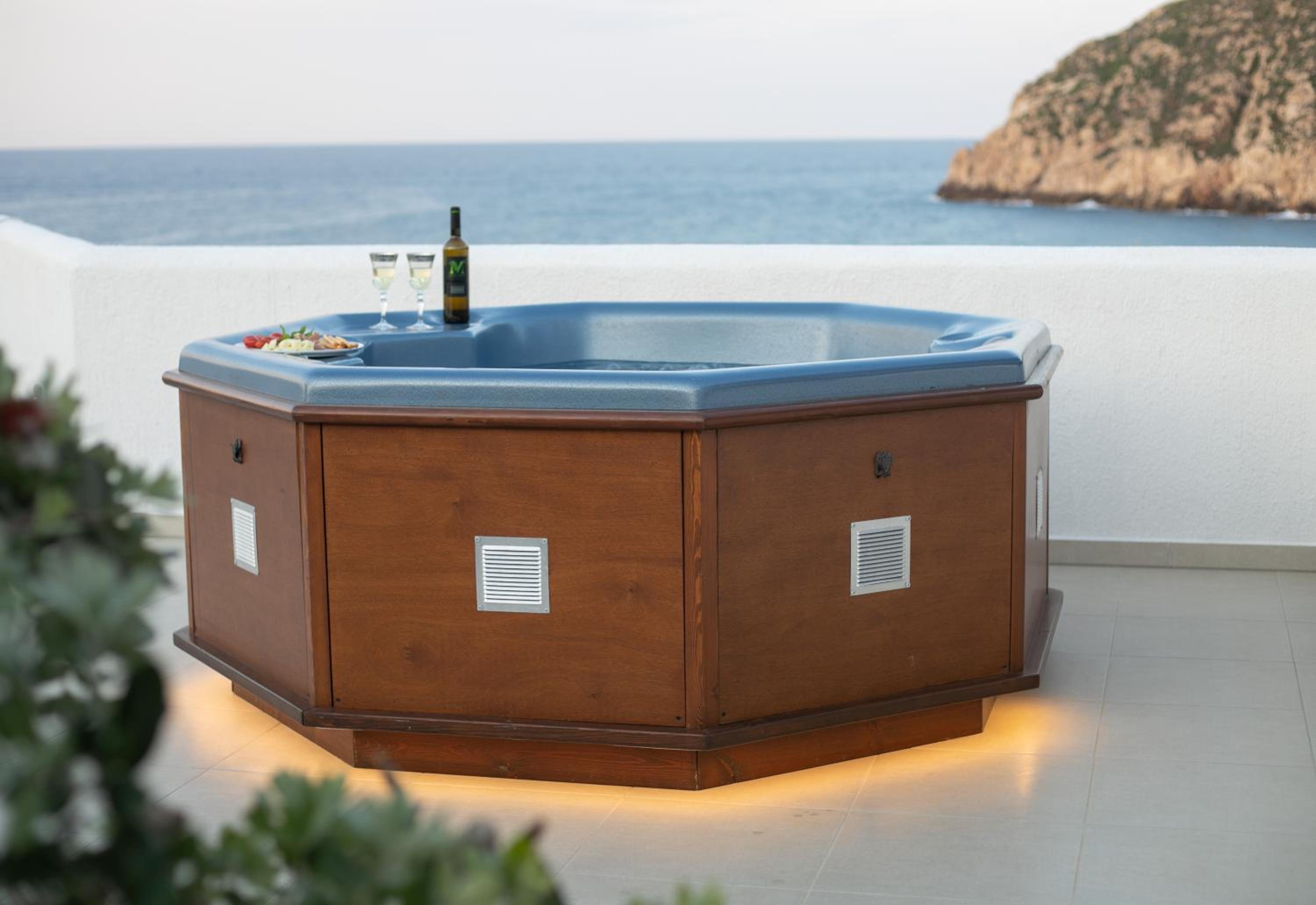 Villa with Sea View - Photo 2