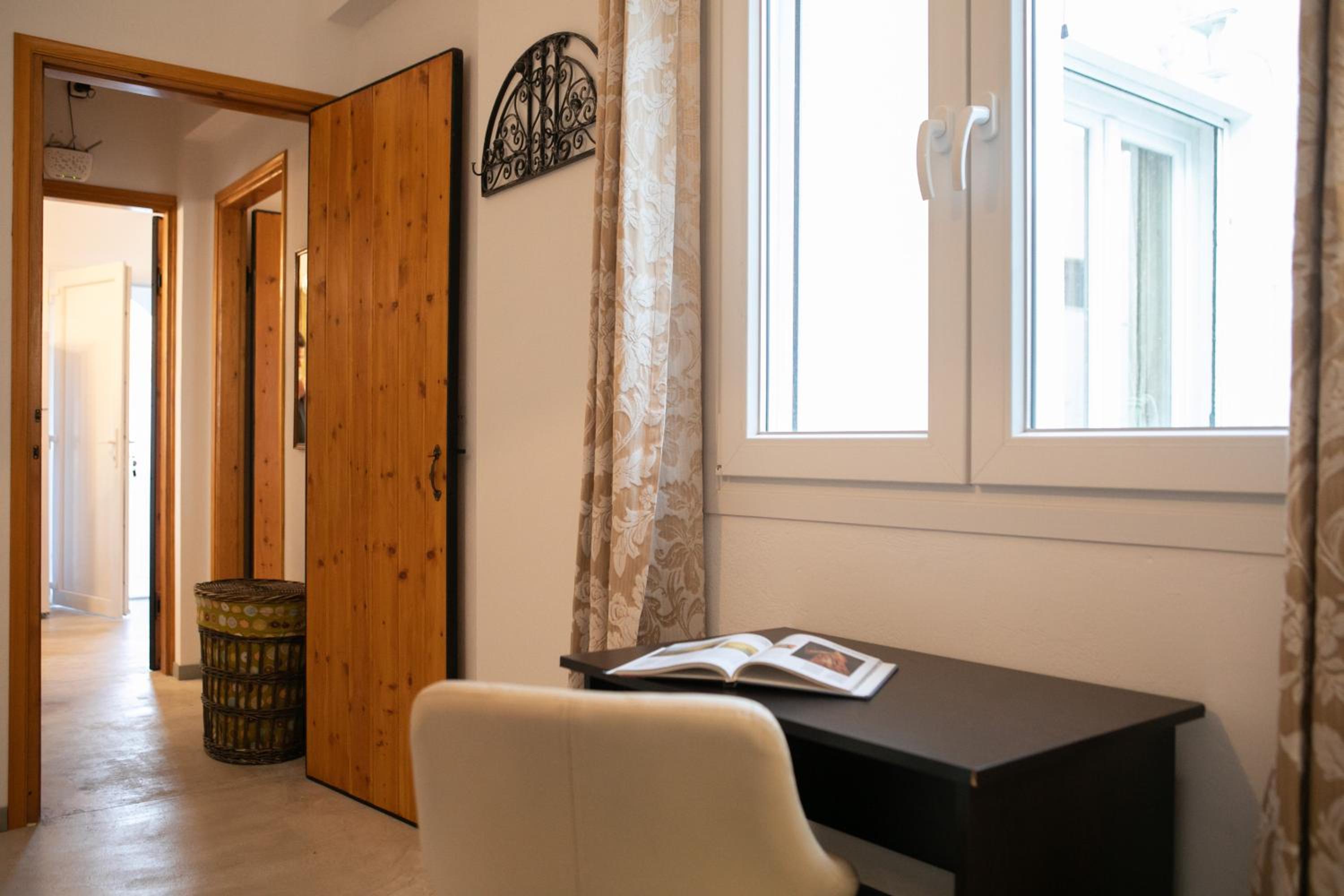 Villa with Sea View - Photo 25