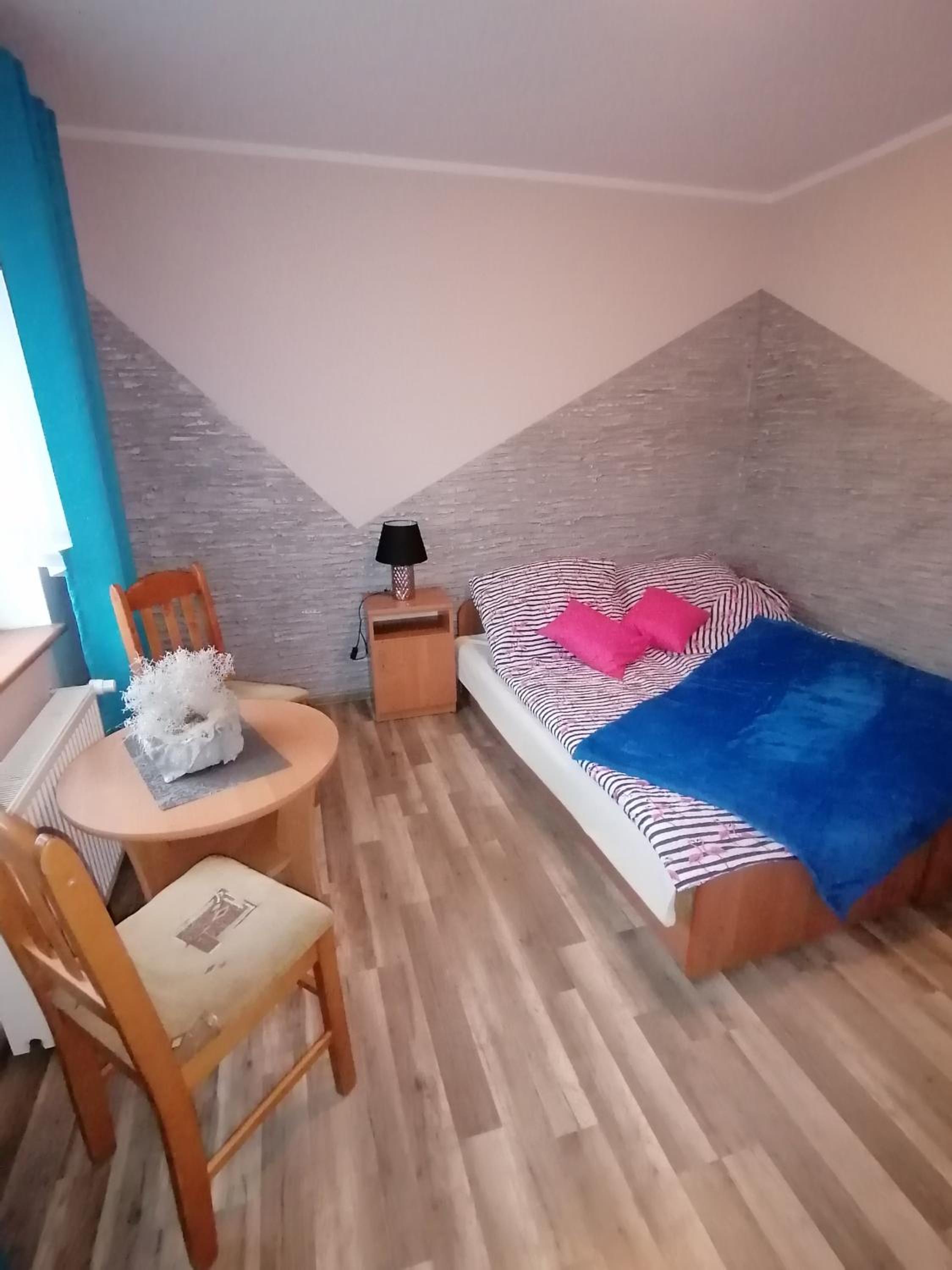 Double Room - Photo 7