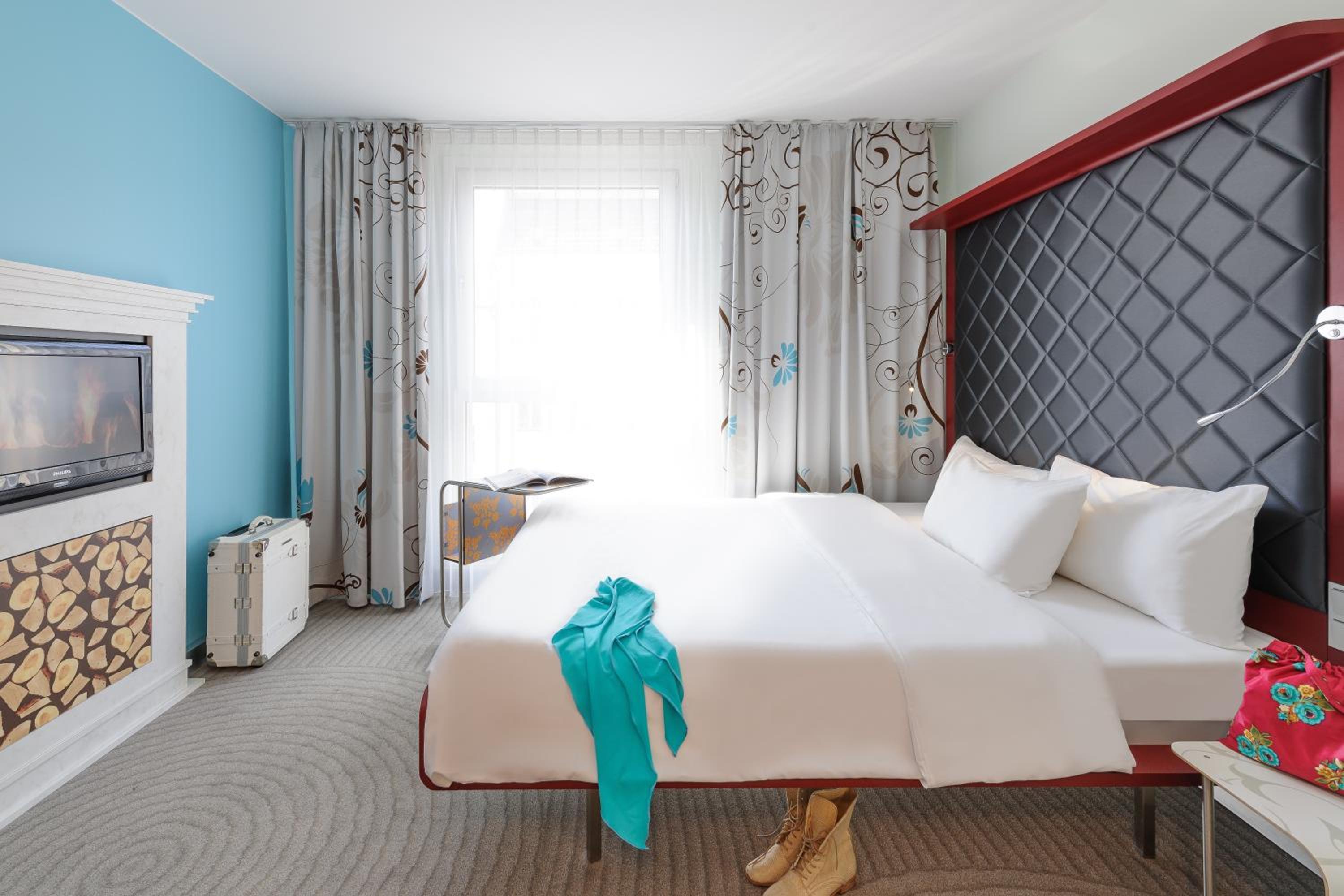 Standard Double Room - Photo 4