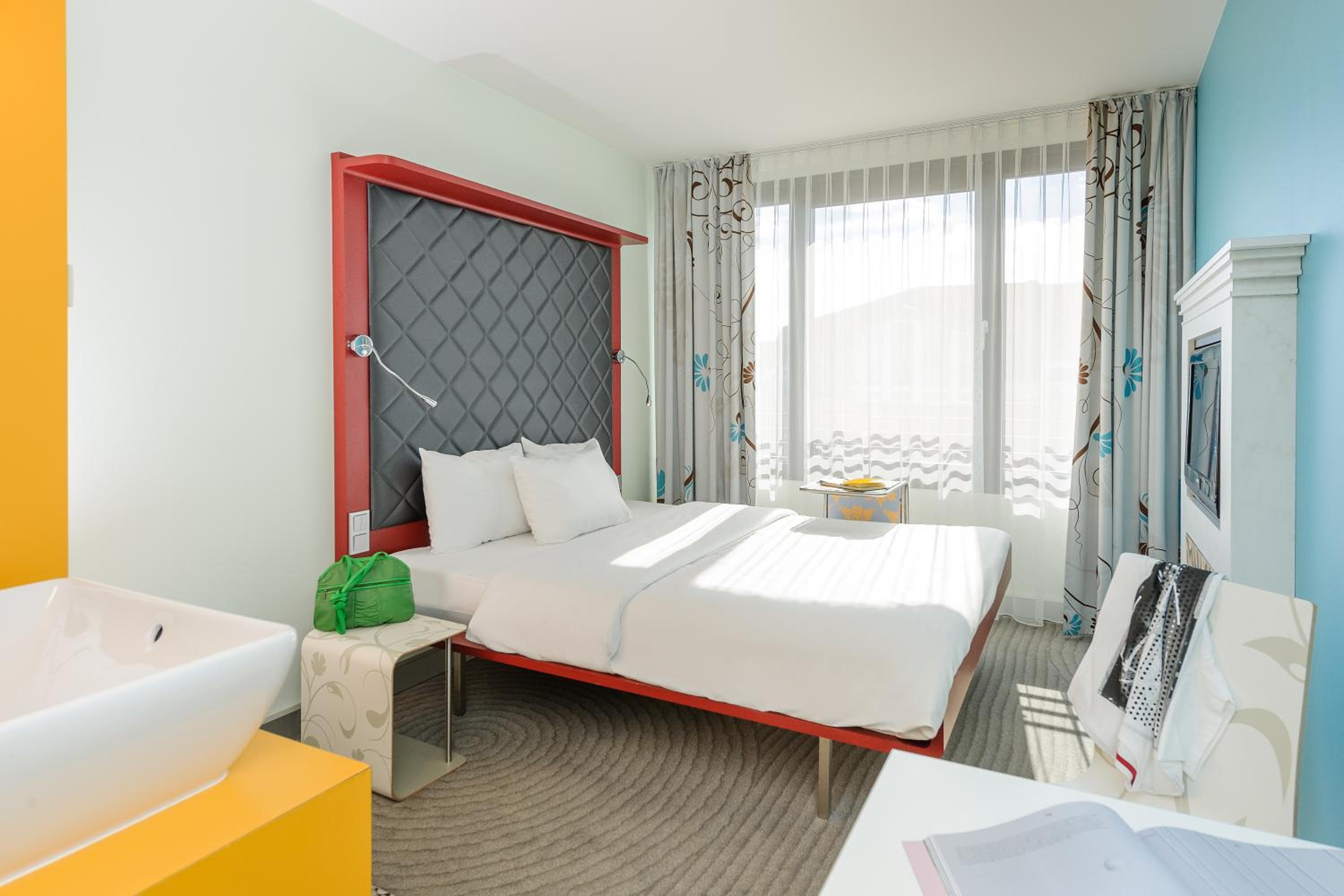 Standard Double Room - Photo 5