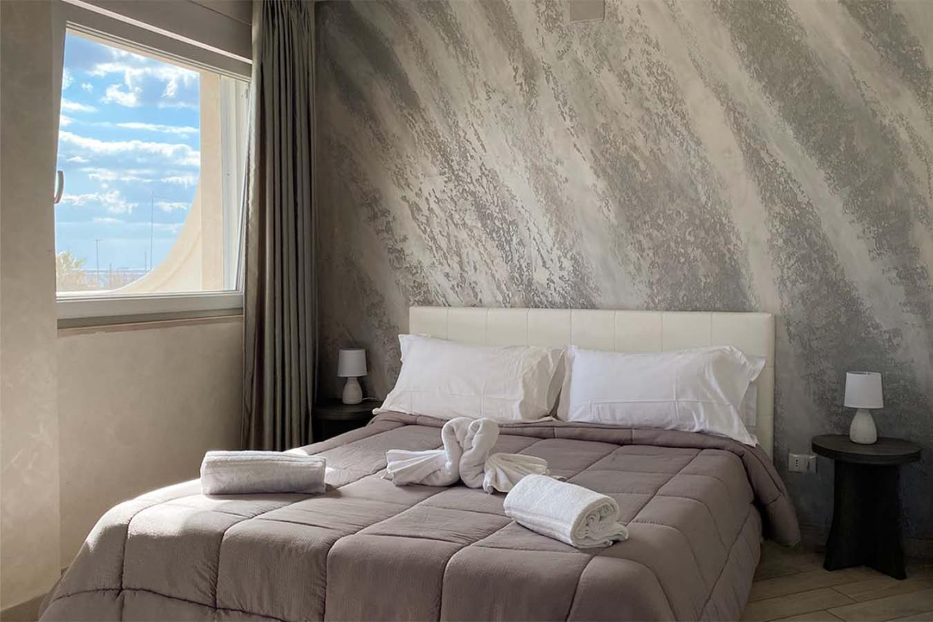 Suite with Spa Bath - Photo 5