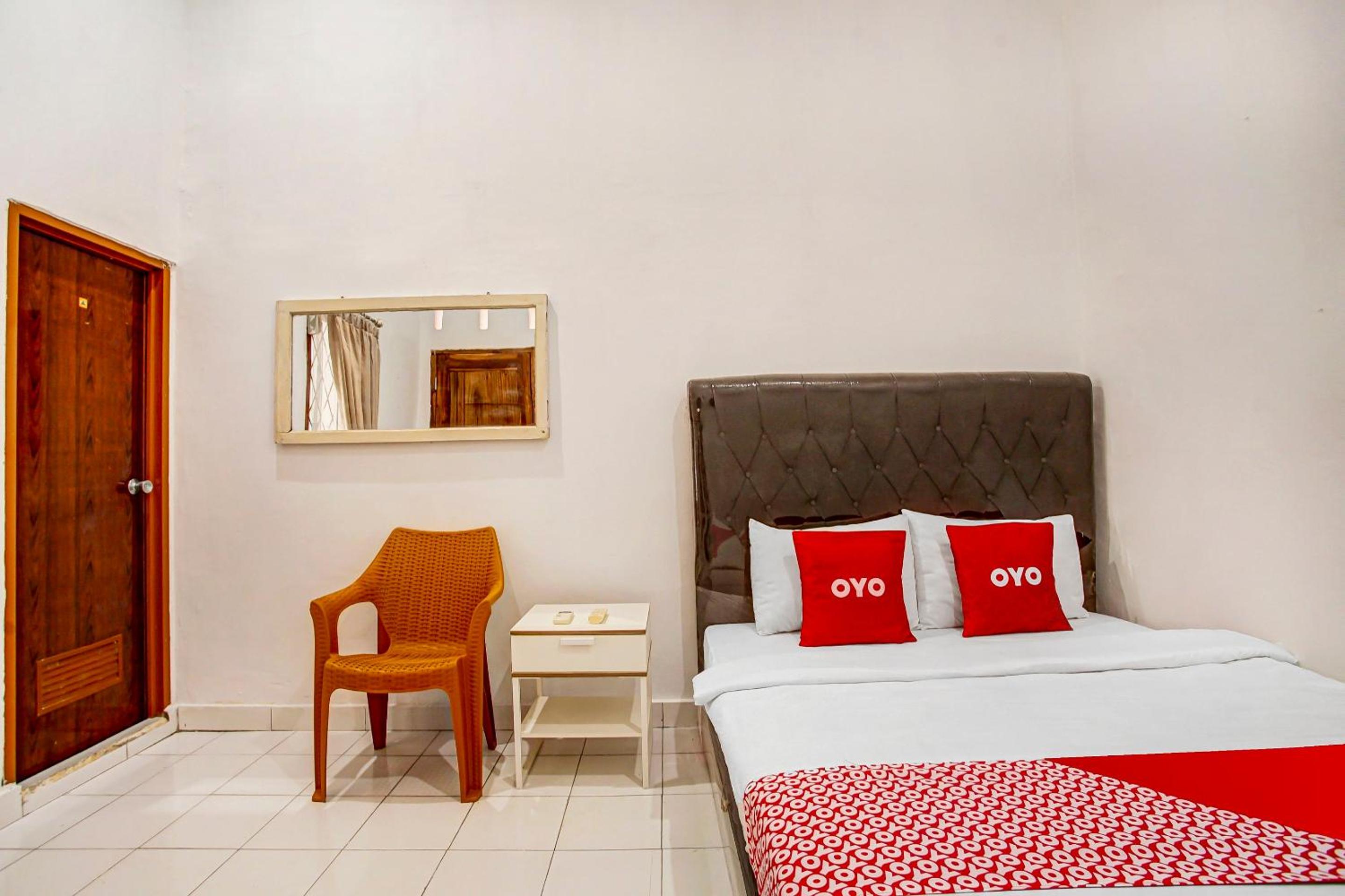 Standard Double Room - Photo 7