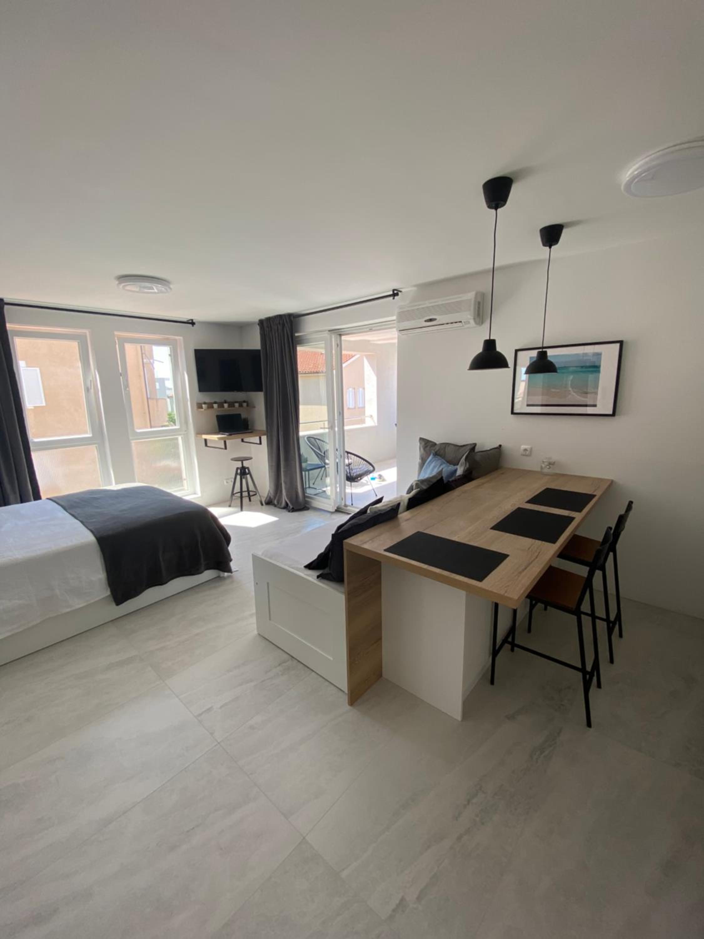 Studio Apartment