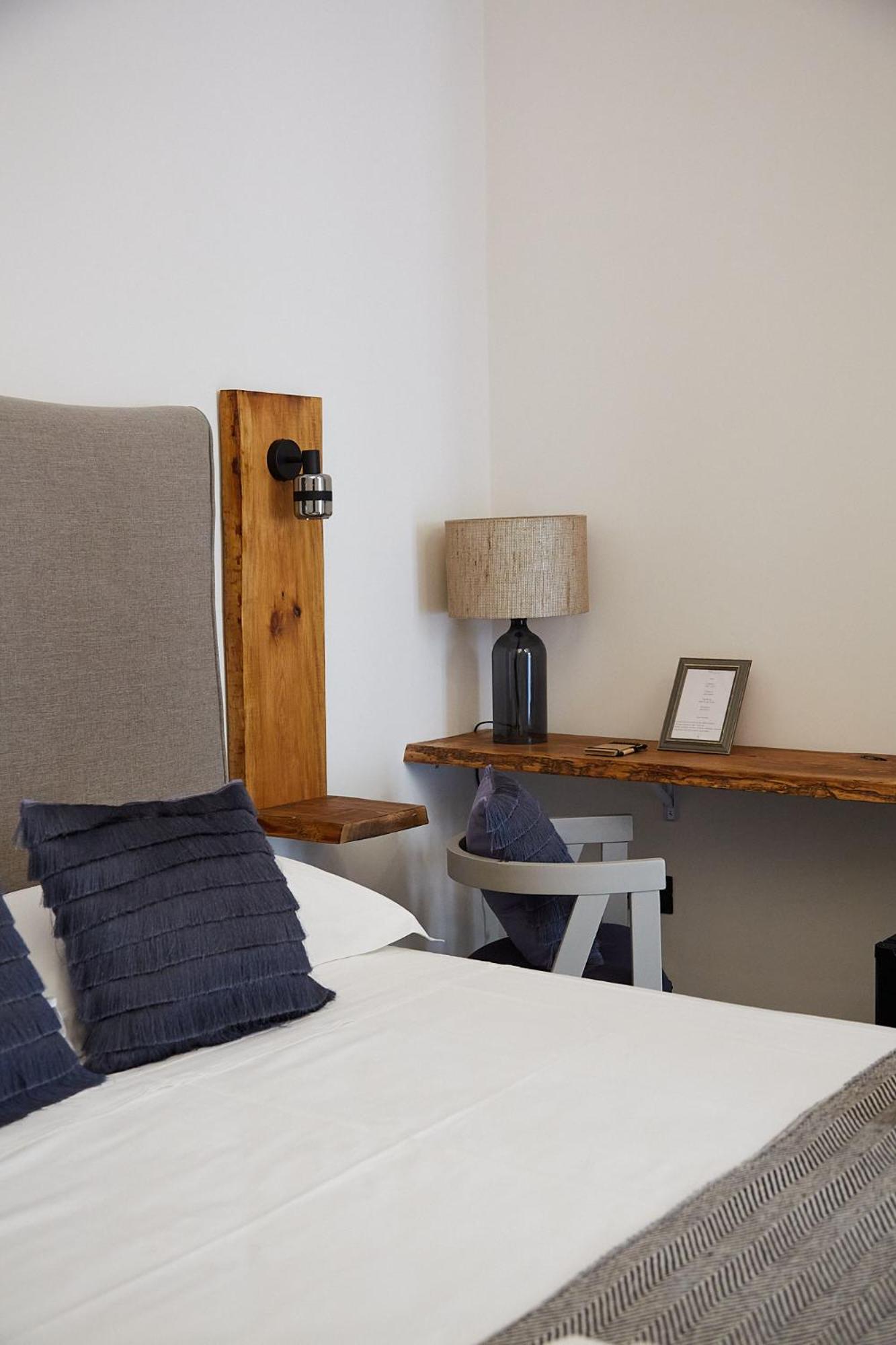 Superior Double Room - Photo 9