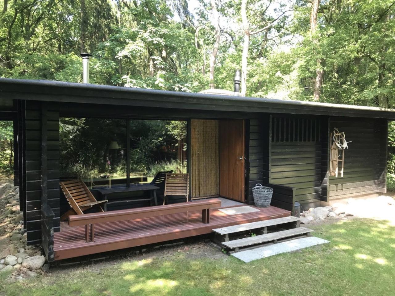 Three-Bedroom House photo 2