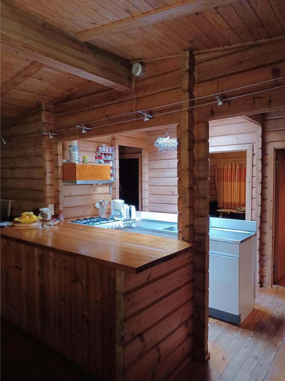 Three-Bedroom House photo 3