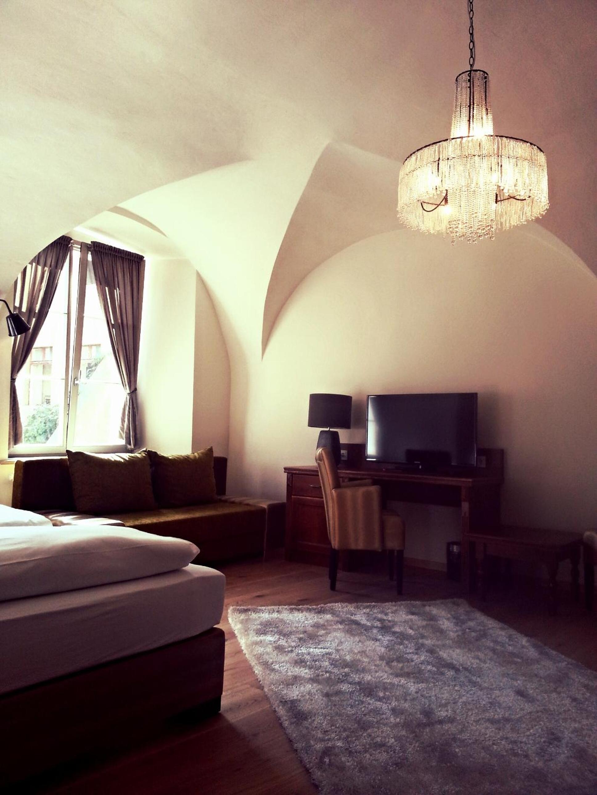 Deluxe Double Room with Bath photo 2