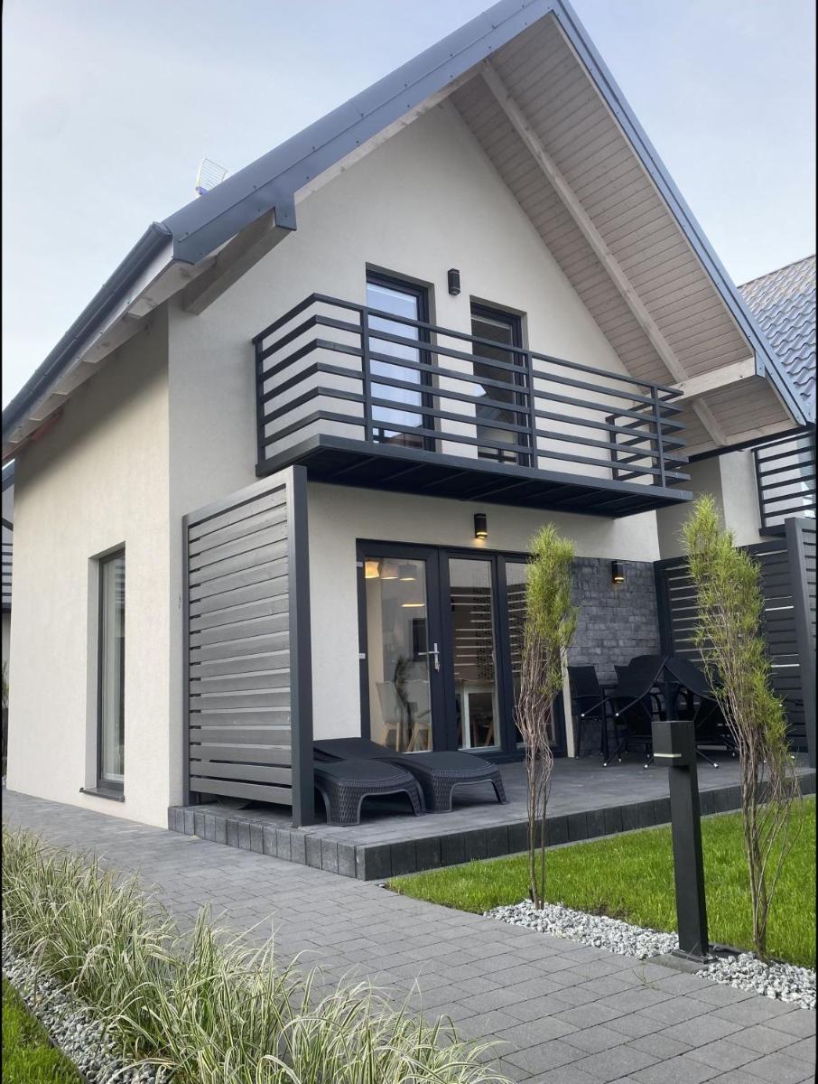 Villa photo 1