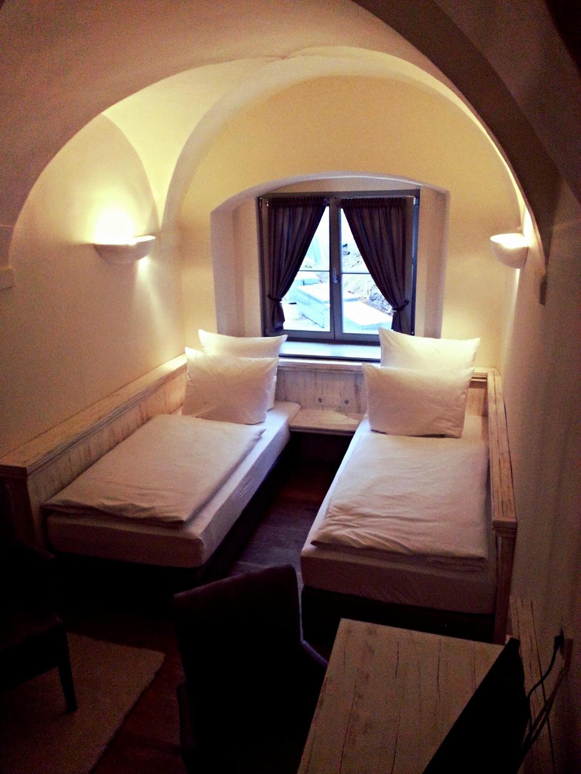 Twin Room - Photo 1